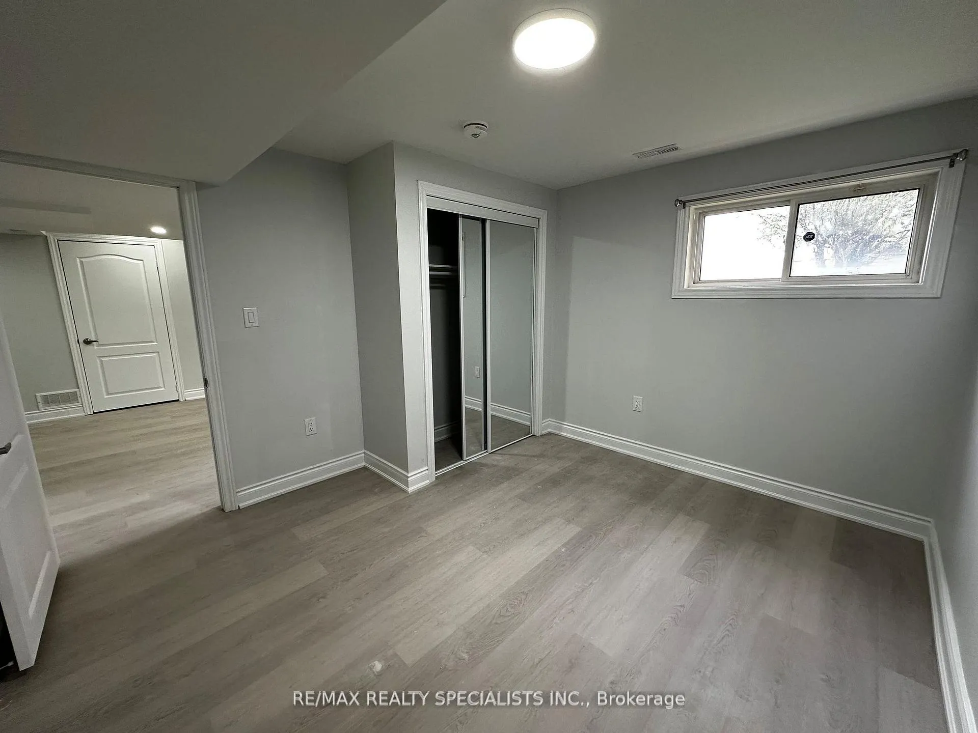 Photo 7 of Unit Lower, 43 Earlsbridge Boulevard, Brampton, Fletcher's Meadow — HOMEH