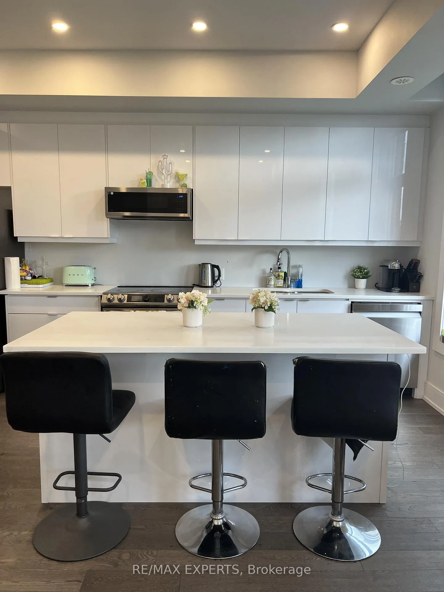 Photo 2 of Unit U213, 9560 Islington Avenue, Vaughan, Sonoma Heights — HOMEH