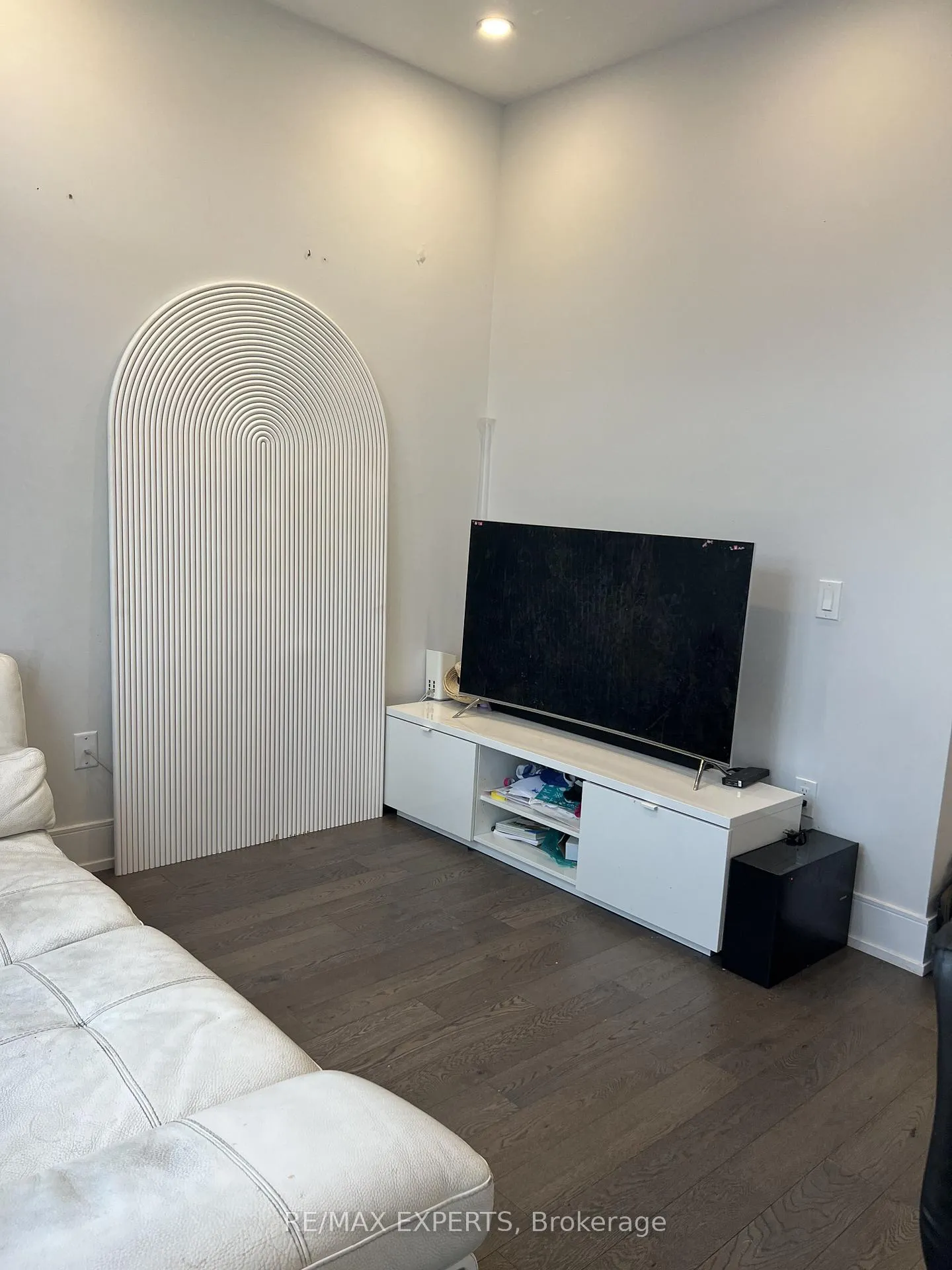 Photo 8 of Unit U213, 9560 Islington Avenue, Vaughan, Sonoma Heights — HOMEH