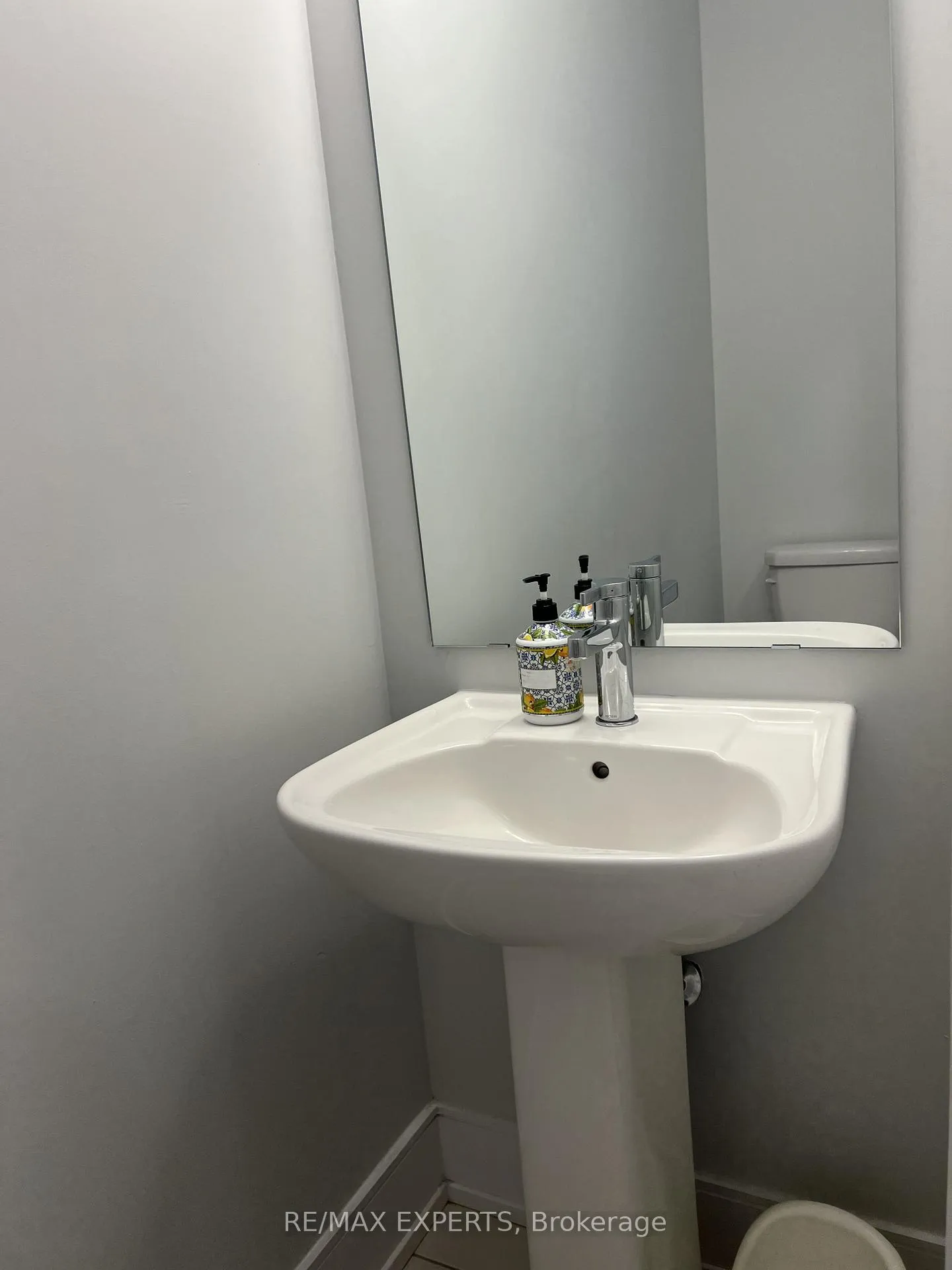 Photo 10 of Unit U213, 9560 Islington Avenue, Vaughan, Sonoma Heights — HOMEH