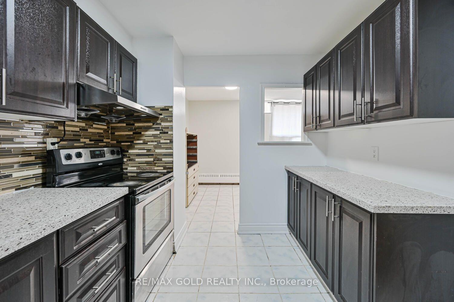 Photo 18 of Unit 207, 60 Stevenson Road, Etobicoke, Mount Olive-Silverstone-Jamestown — HOMEH