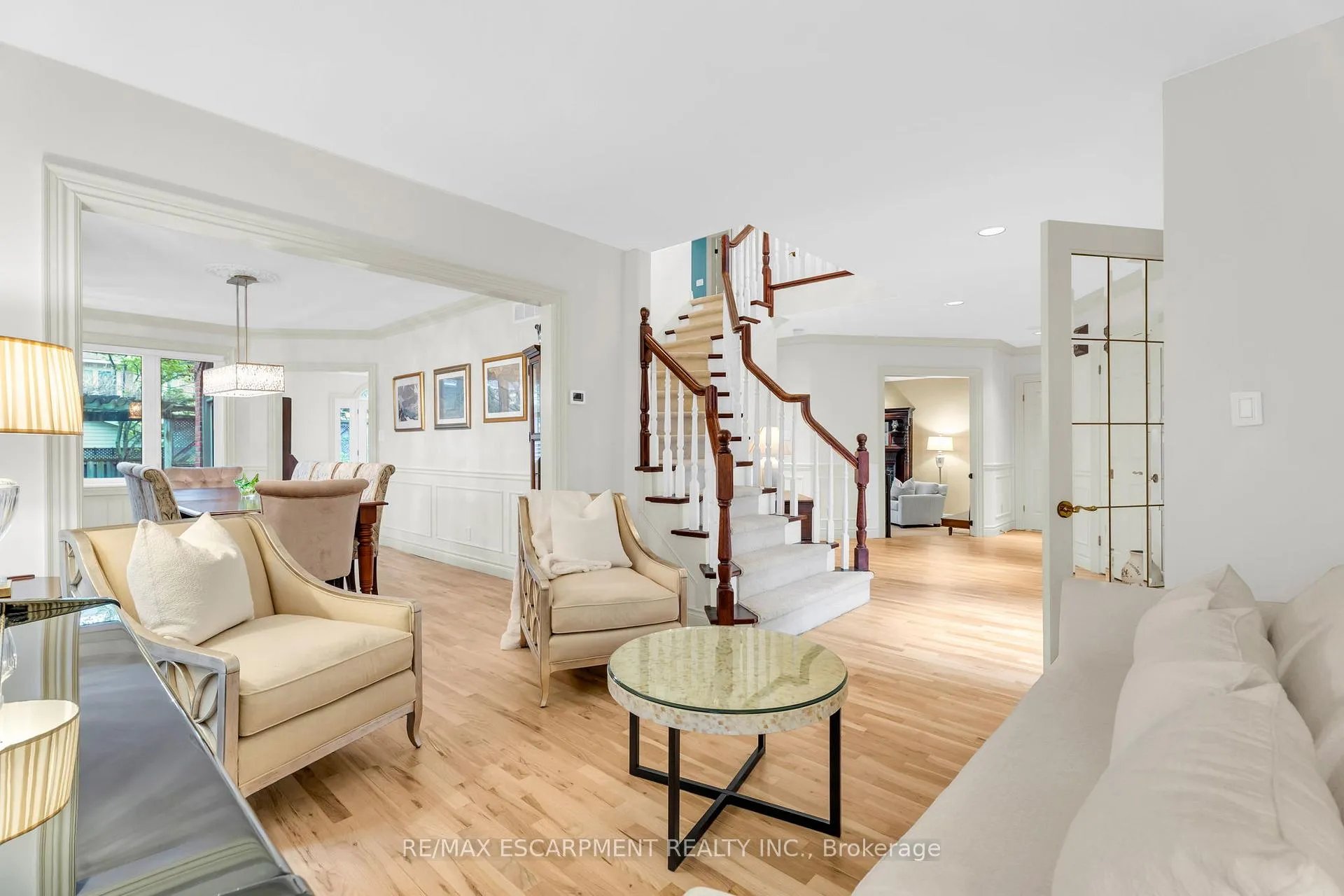 Photo 8 of 484 Bush Drive, Hamilton, Ancaster — HOMEH