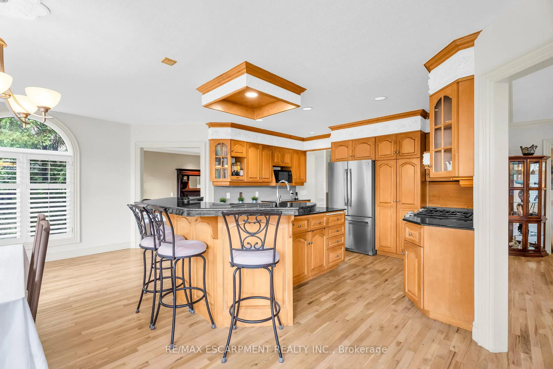 Photo 12 of 484 Bush Drive, Hamilton, Ancaster — HOMEH