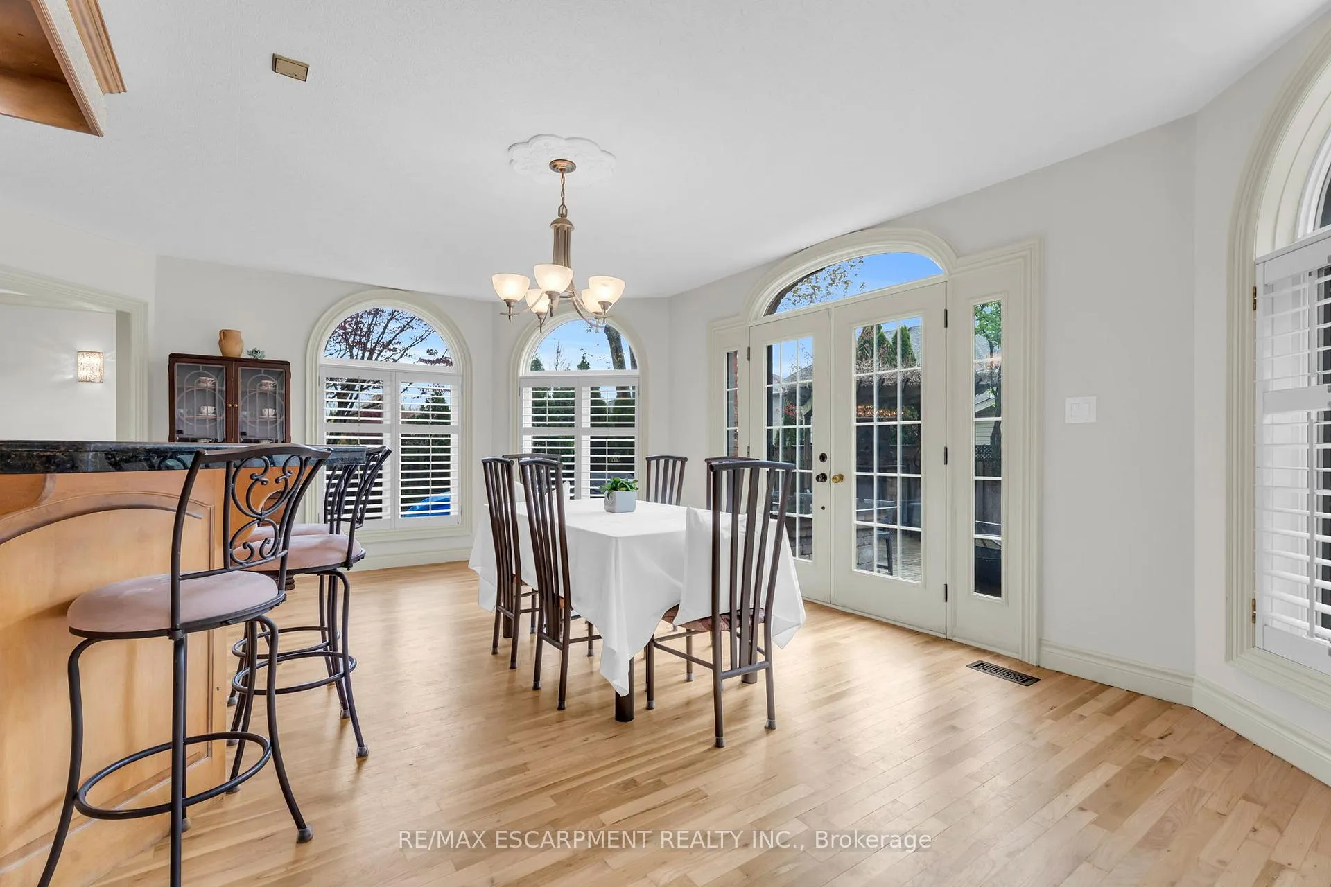 Photo 16 of 484 Bush Drive, Hamilton, Ancaster — HOMEH