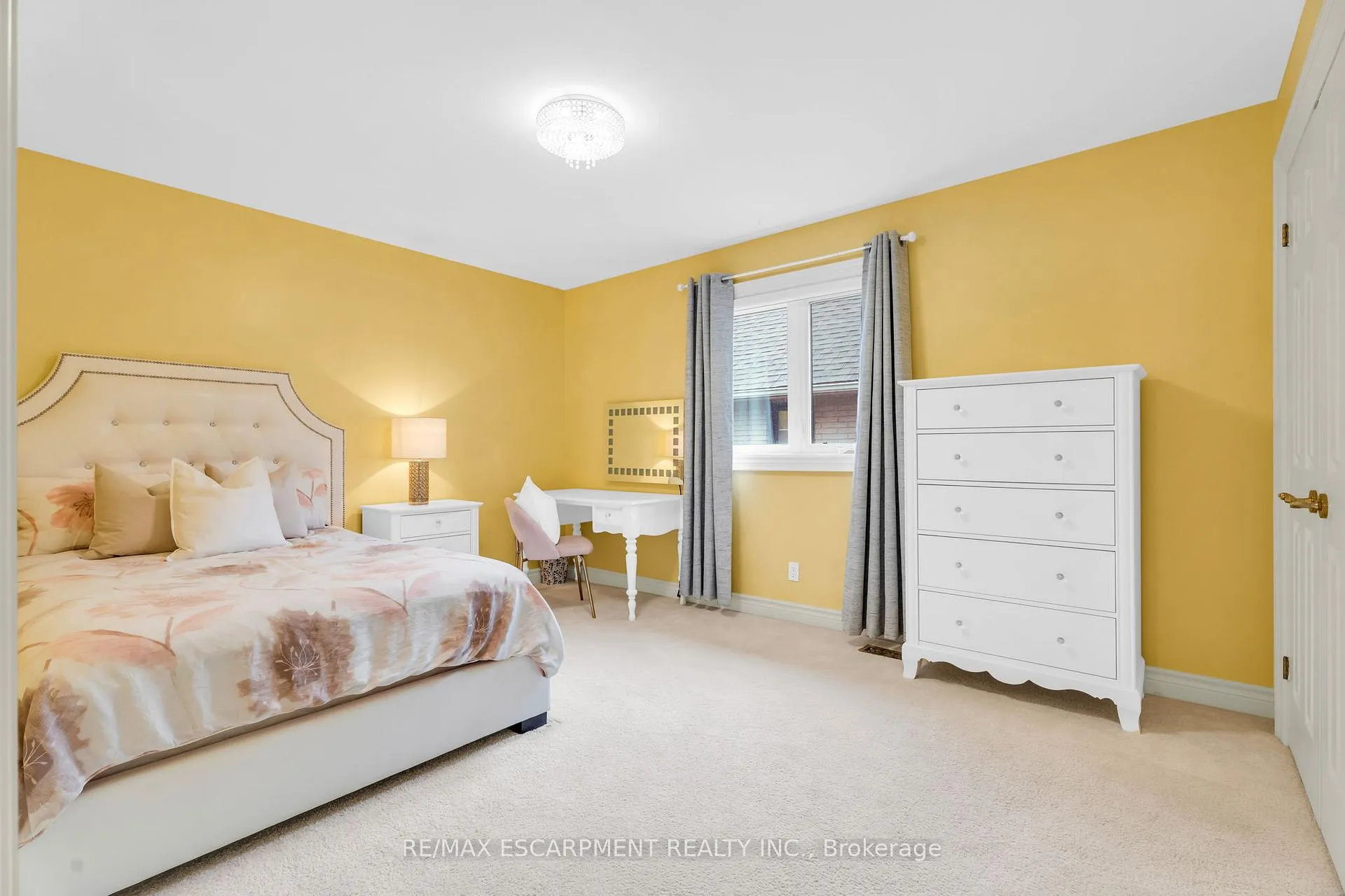 Photo 30 of 484 Bush Drive, Hamilton, Ancaster — HOMEH