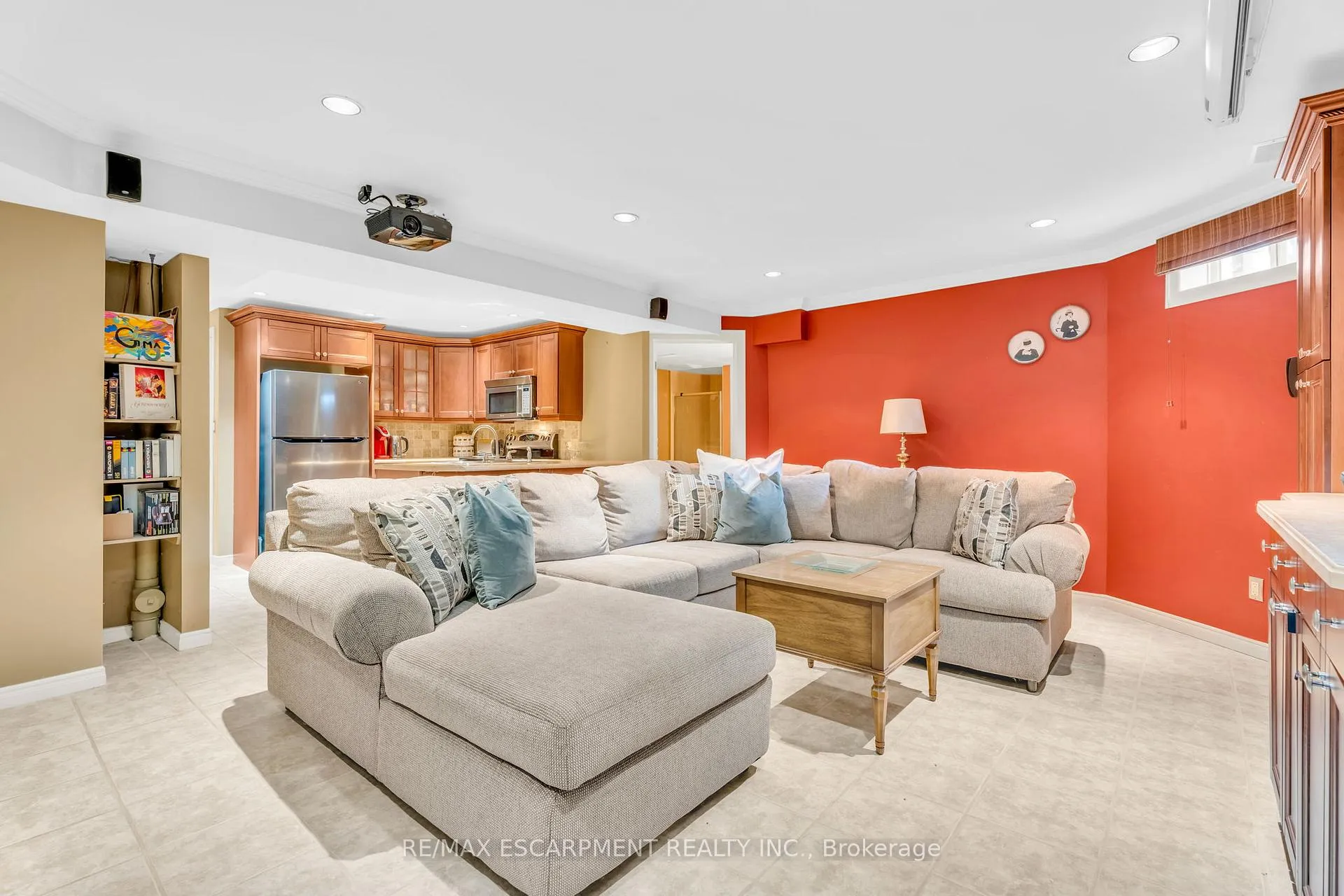 Photo 36 of 484 Bush Drive, Hamilton, Ancaster — HOMEH