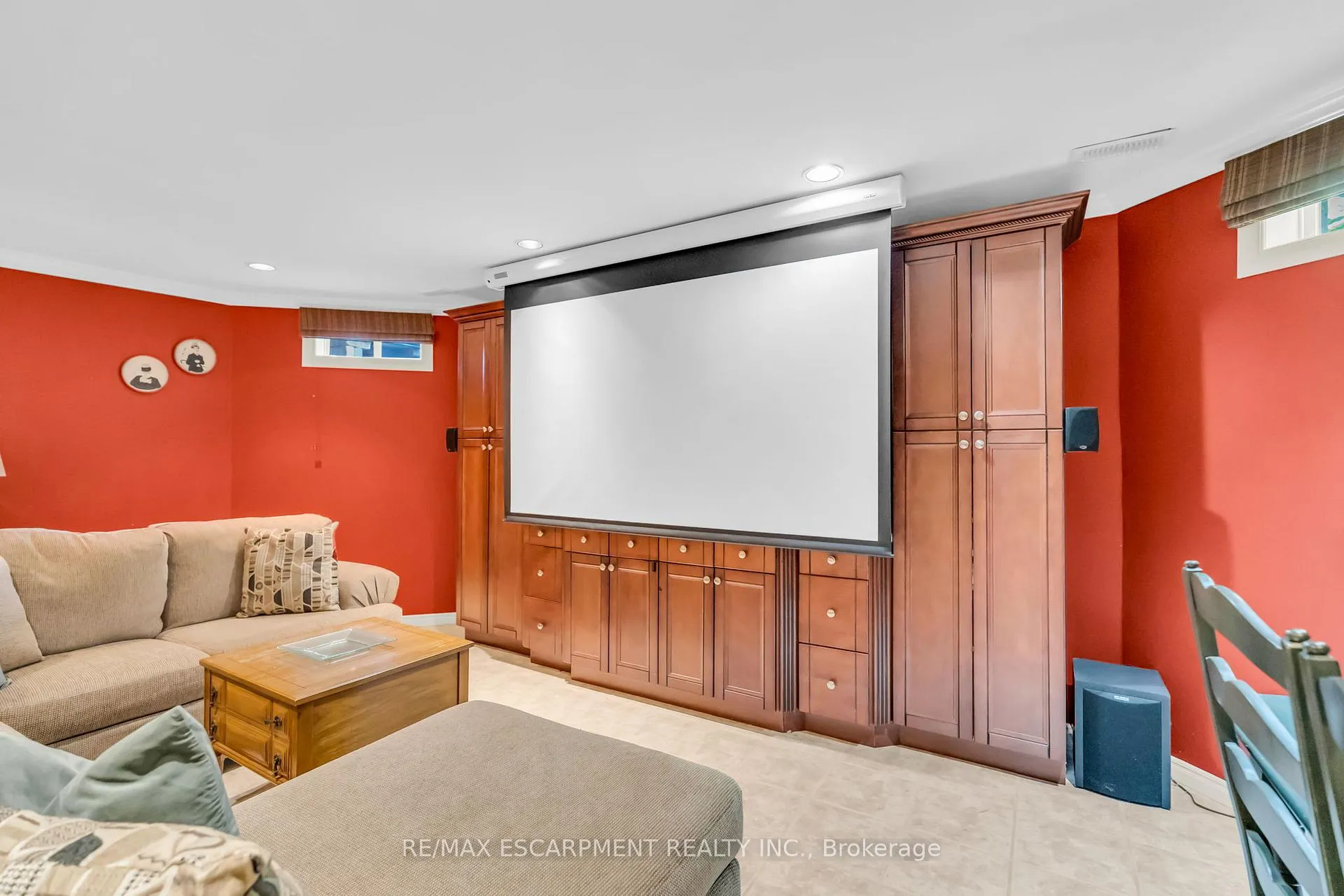 Photo 38 of 484 Bush Drive, Hamilton, Ancaster — HOMEH