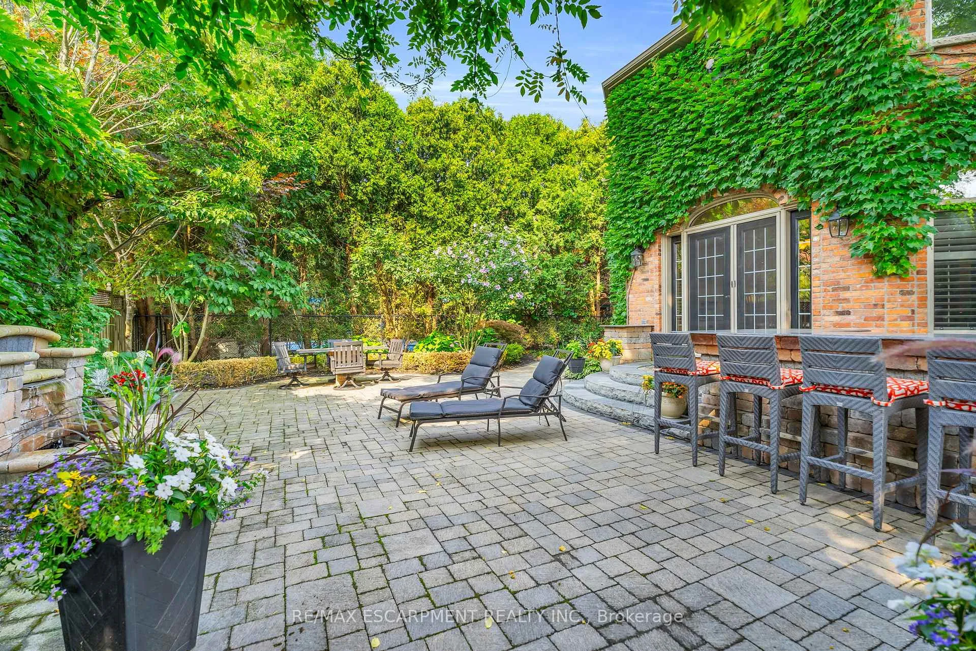 Photo 48 of 484 Bush Drive, Hamilton, Ancaster — HOMEH