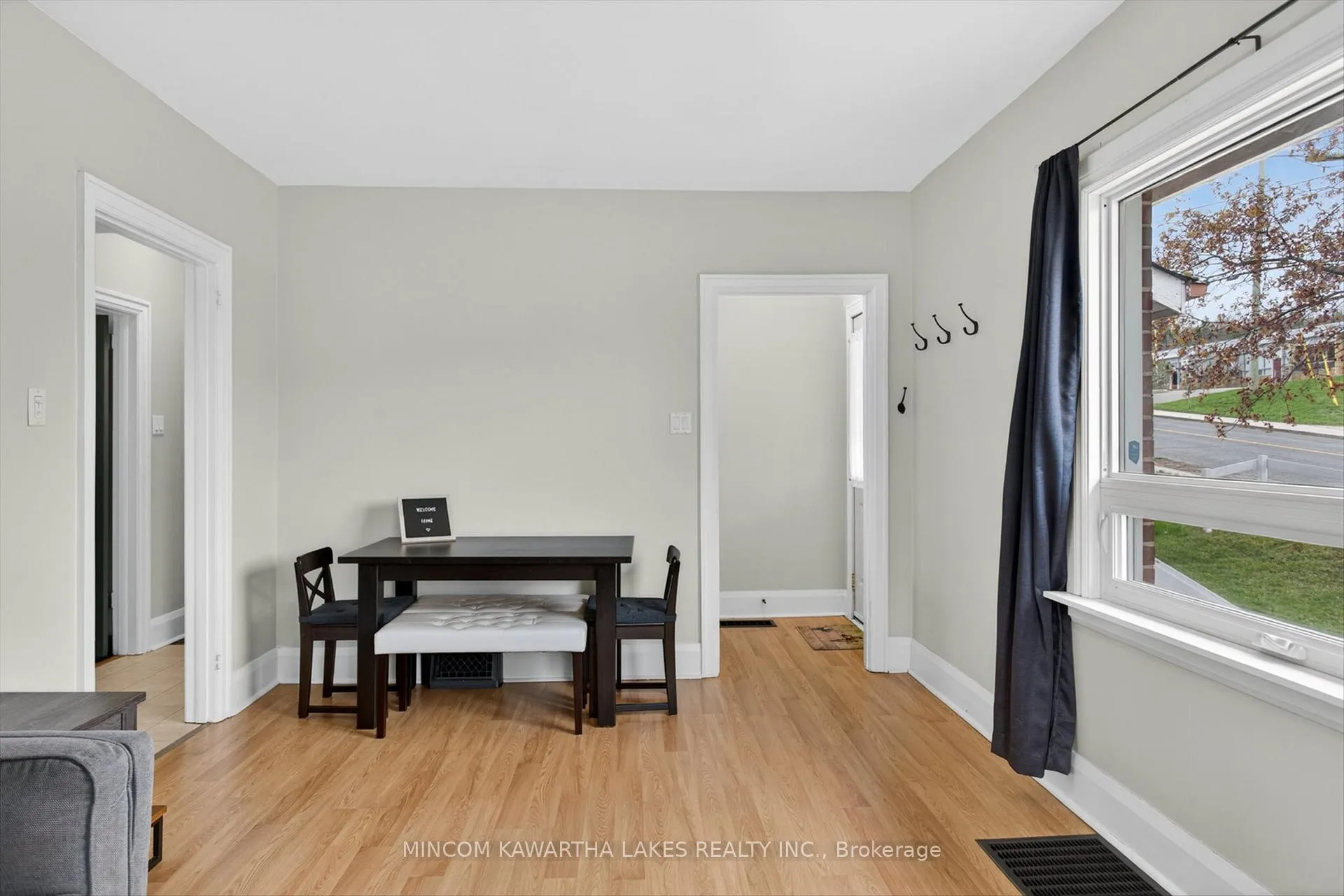 Photo 10 of 238 Mcfarlane Street, Peterborough, Ashburnham Ward 4 — HOMEH