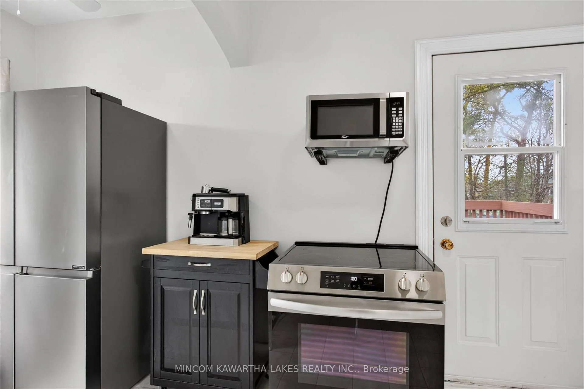 Photo 14 of 238 Mcfarlane Street, Peterborough, Ashburnham Ward 4 — HOMEH