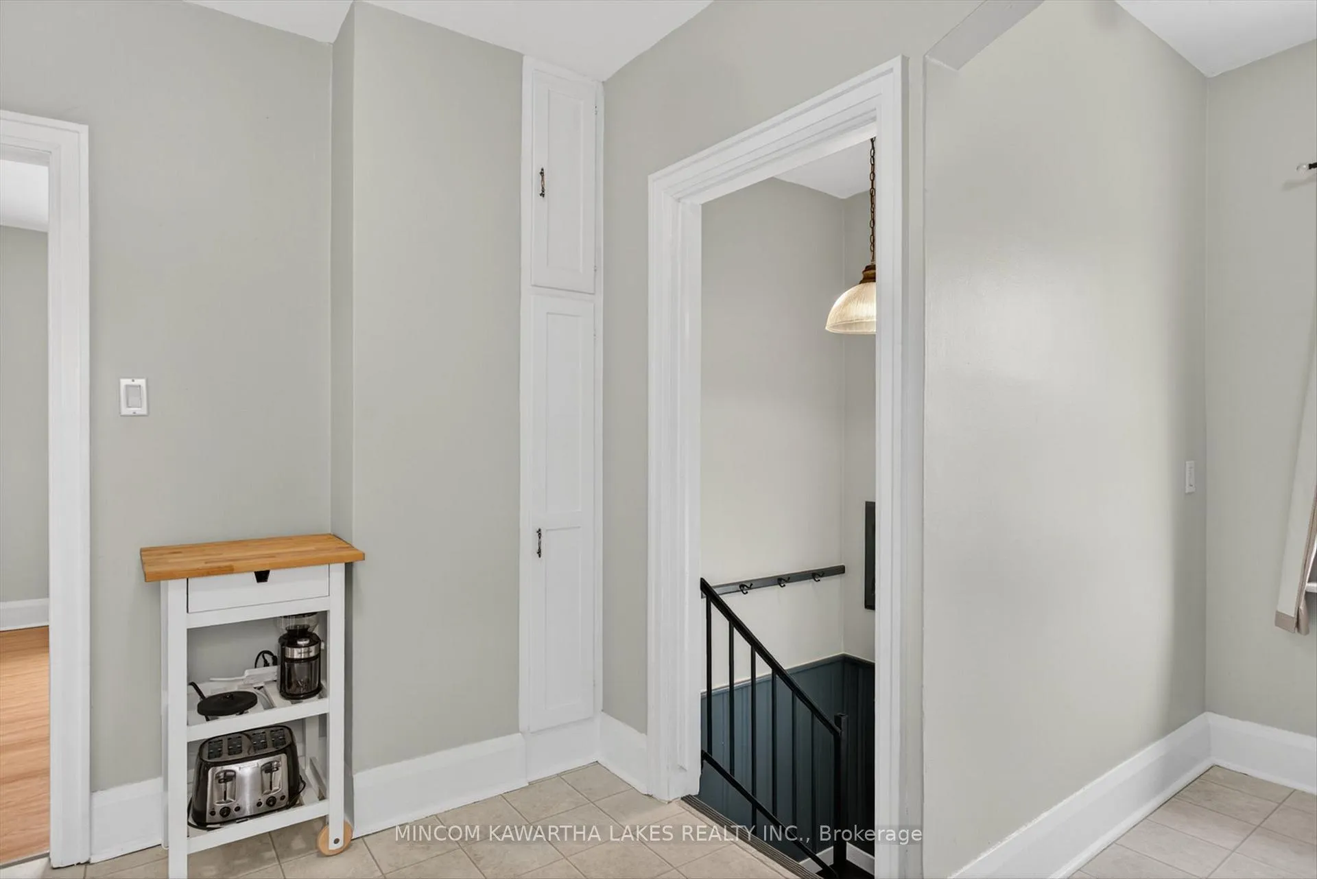 Photo 15 of 238 Mcfarlane Street, Peterborough, Ashburnham Ward 4 — HOMEH