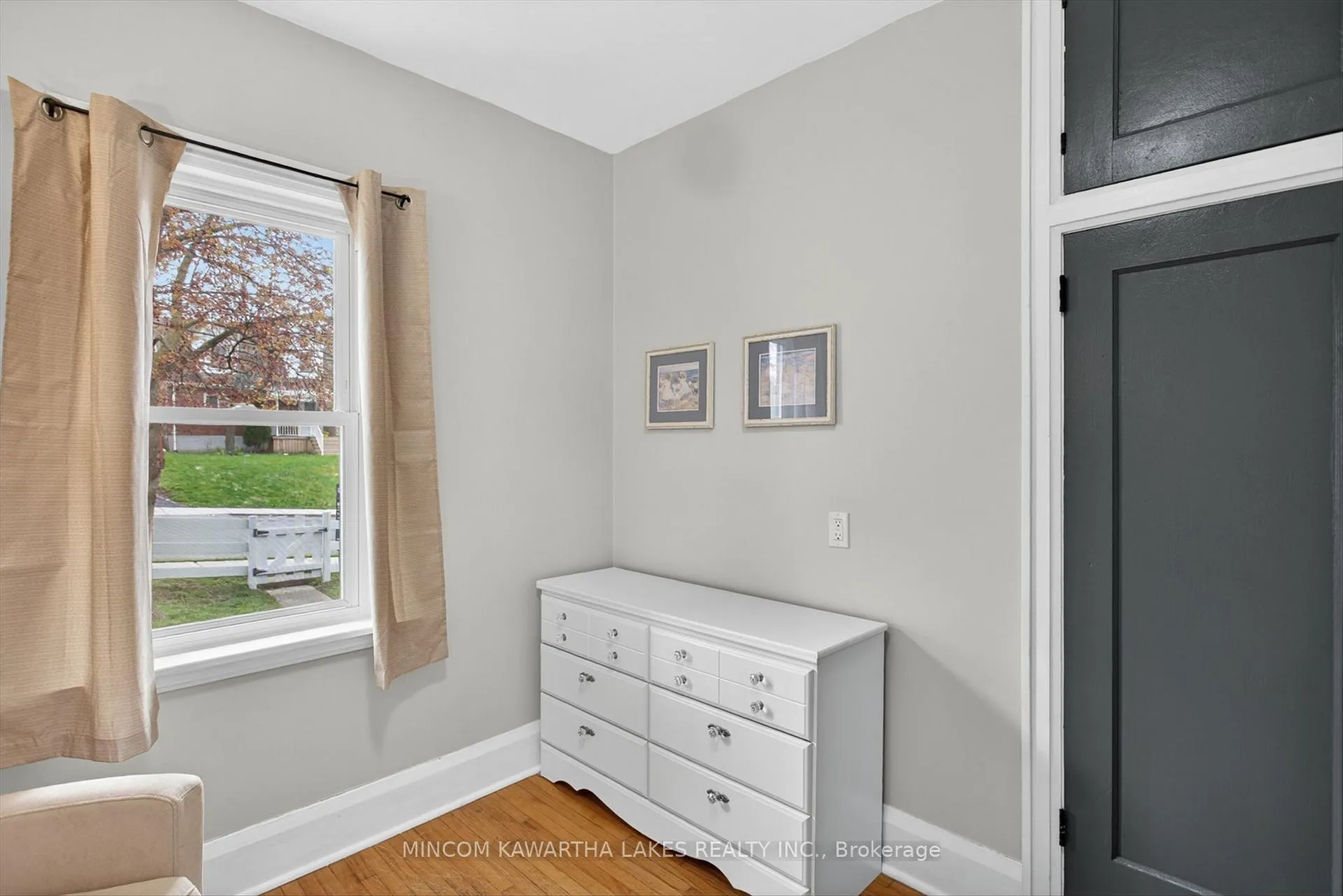 Photo 17 of 238 Mcfarlane Street, Peterborough, Ashburnham Ward 4 — HOMEH