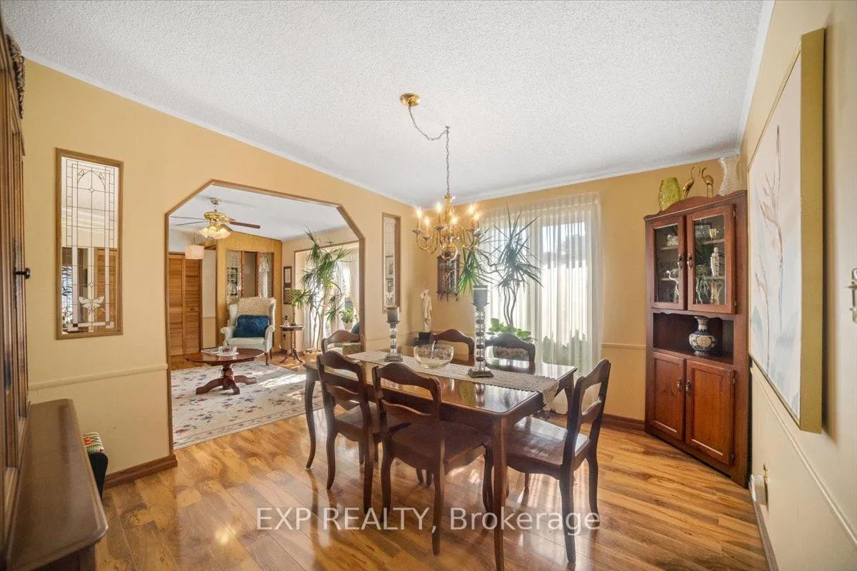 Photo 3 of 36 Juno Crescent, Georgina, Sutton & Jackson's Point — HOMEH