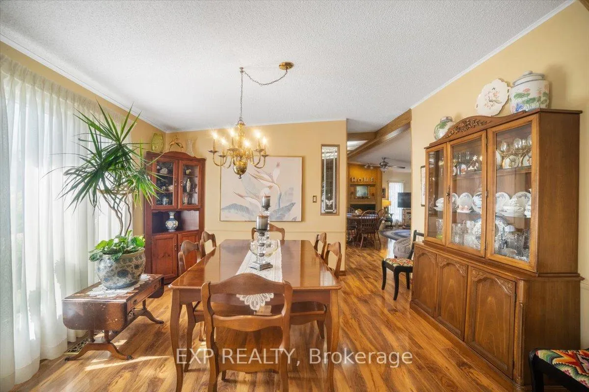Photo 8 of 36 Juno Crescent, Georgina, Sutton & Jackson's Point — HOMEH