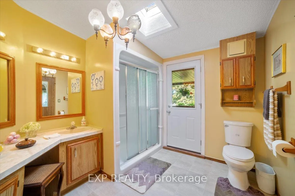 Photo 15 of 36 Juno Crescent, Georgina, Sutton & Jackson's Point — HOMEH