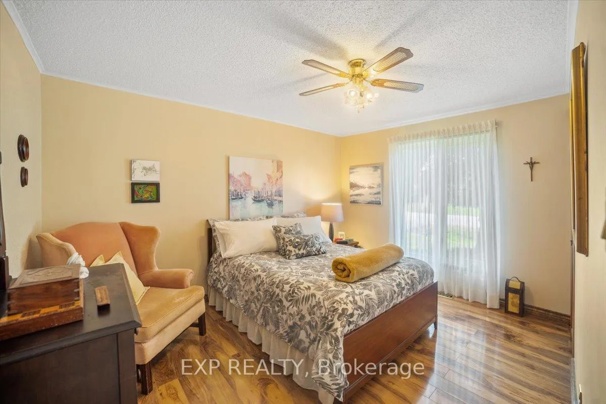 Photo 20 of 36 Juno Crescent, Georgina, Sutton & Jackson's Point — HOMEH