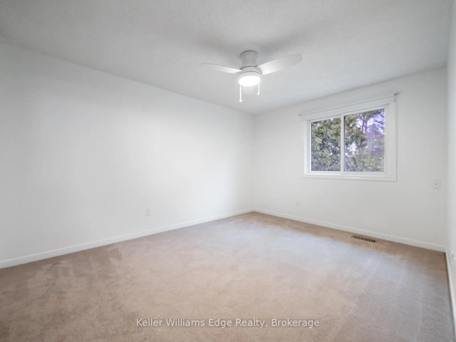 Photo 24 of 23 Ridgewood Boulevard, Hamilton, Dundas — HOMEH