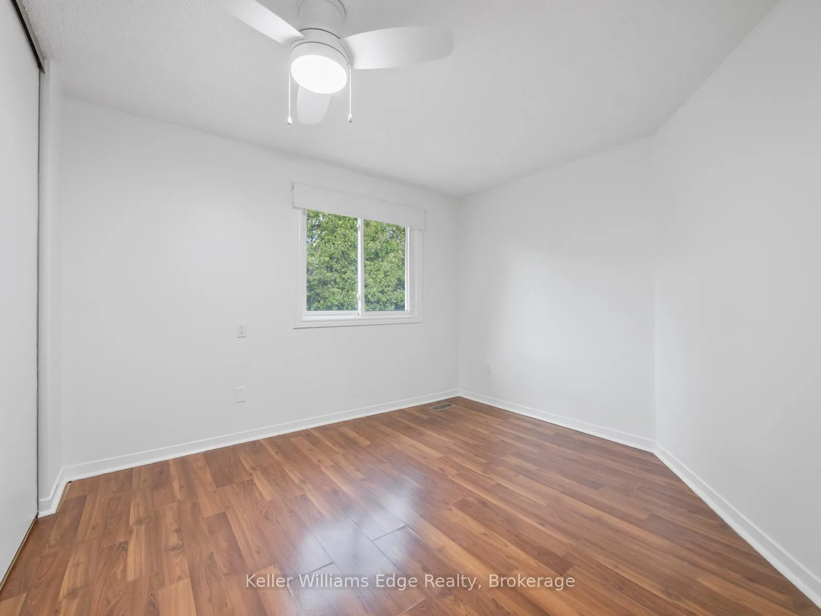 Photo 26 of 23 Ridgewood Boulevard, Hamilton, Dundas — HOMEH