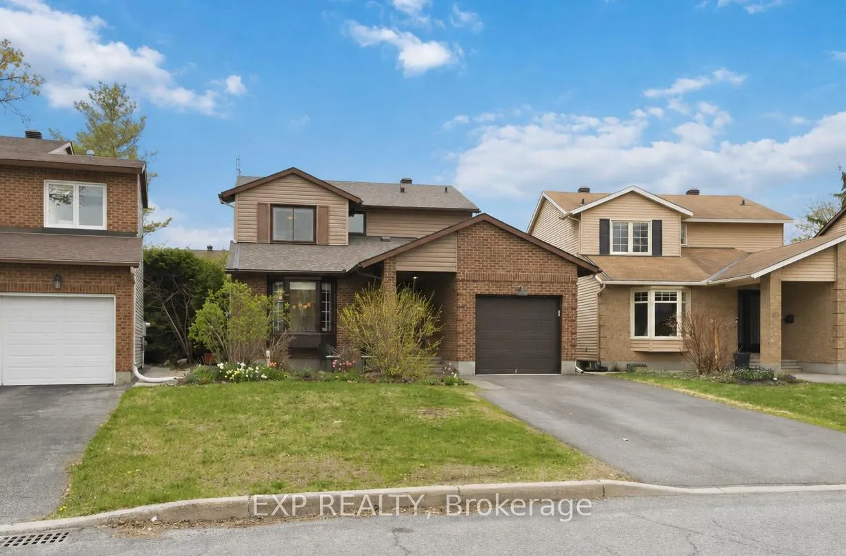 Photo 2 of 31 Four Seasons Drive, Ottawa, Borden Farm/Stewart Farm/Carleton Heights/Parkwood Hills — HOMEH