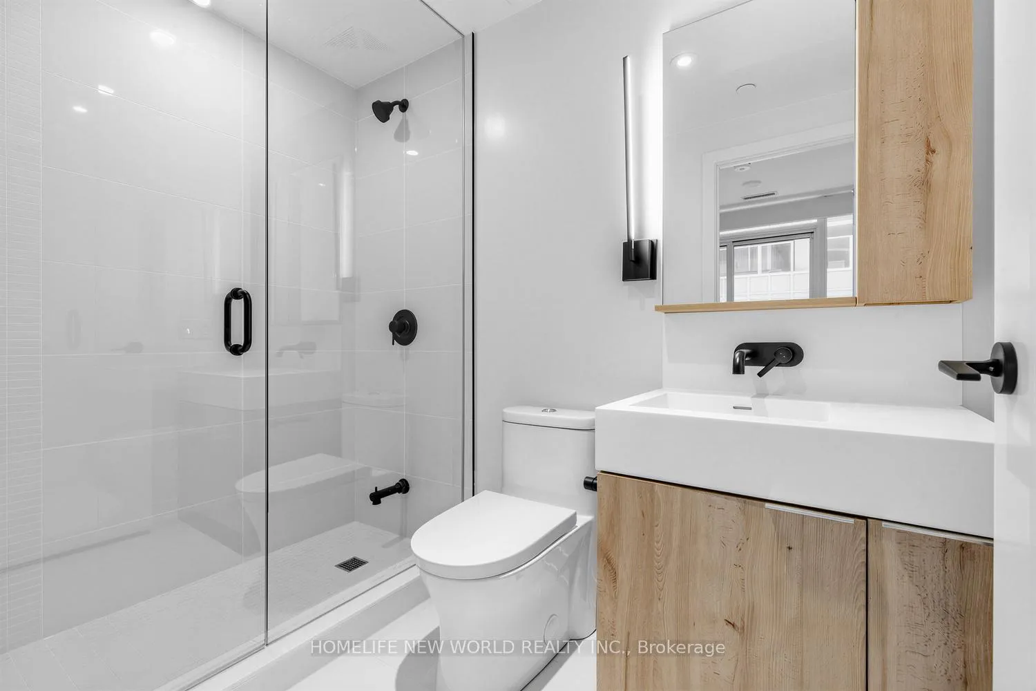 Photo 11 of Unit 602, 117 Broadway Avenue, Toronto, Mount Pleasant West — HOMEH
