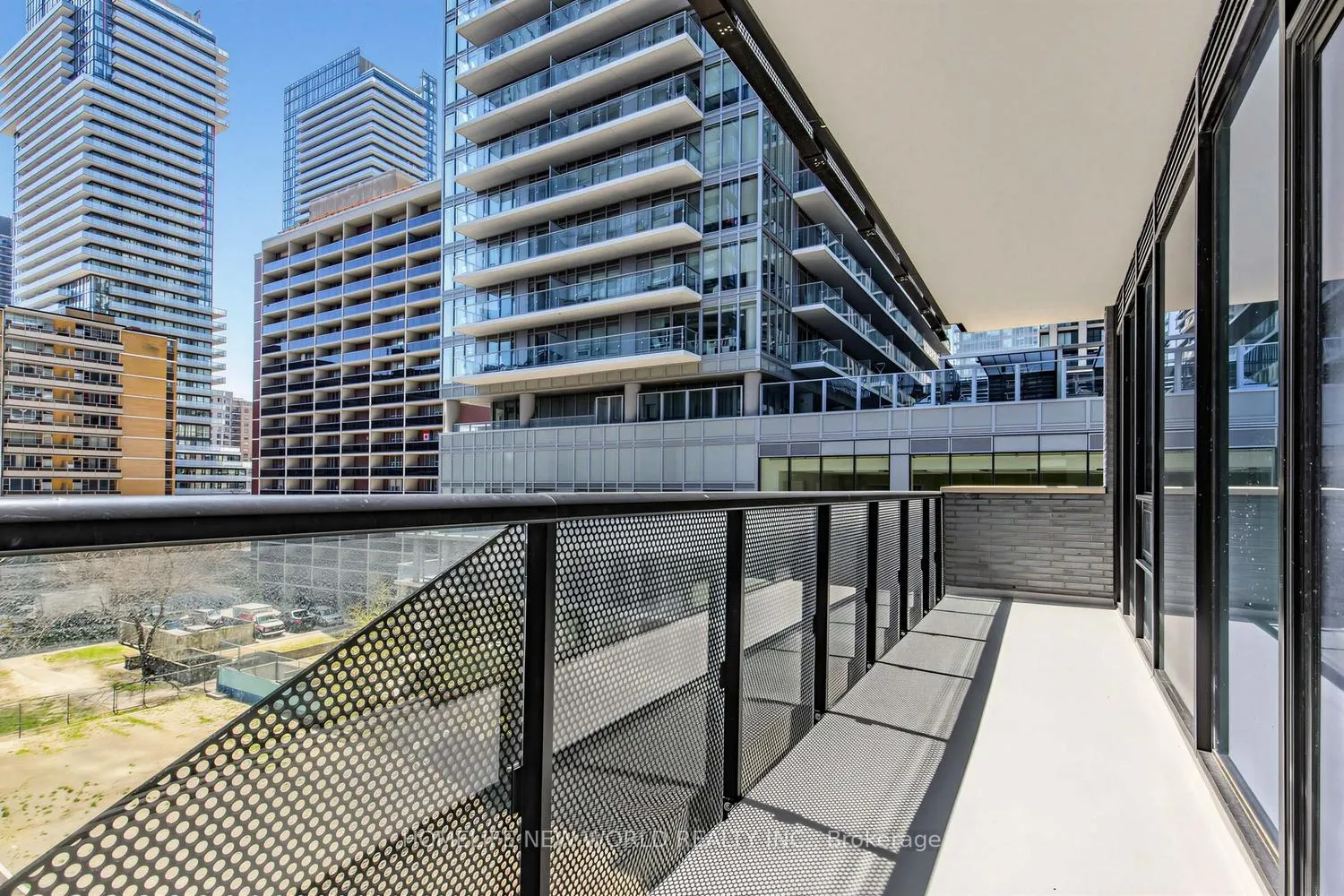 Photo 17 of Unit 602, 117 Broadway Avenue, Toronto, Mount Pleasant West — HOMEH