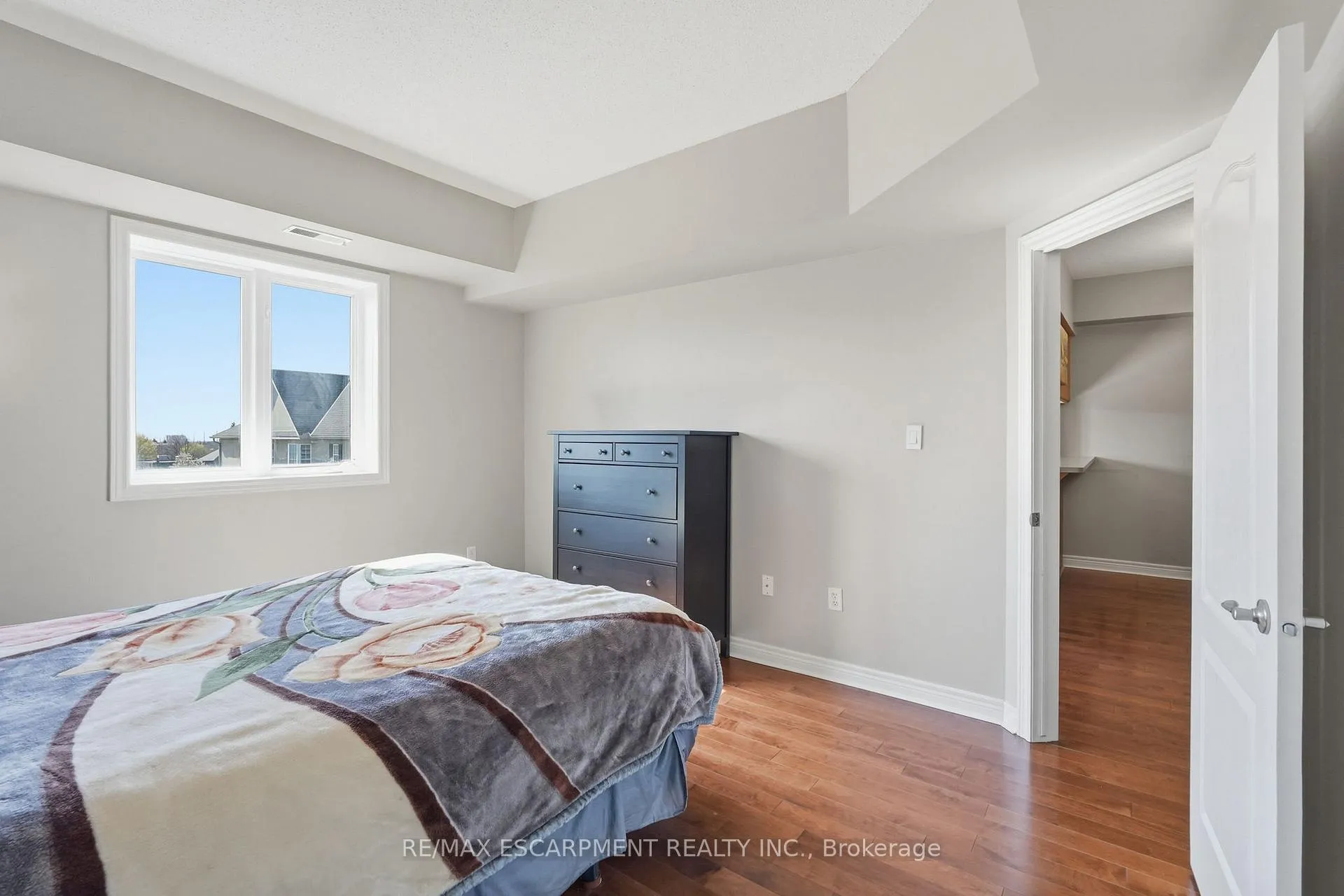 Photo 17 of Unit 407, 4006 Kilmer Drive, Burlington, Tansley — HOMEH