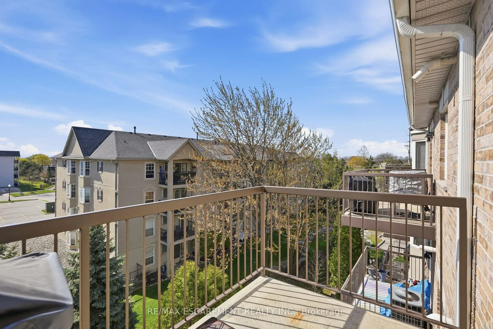 Photo 24 of Unit 407, 4006 Kilmer Drive, Burlington, Tansley — HOMEH