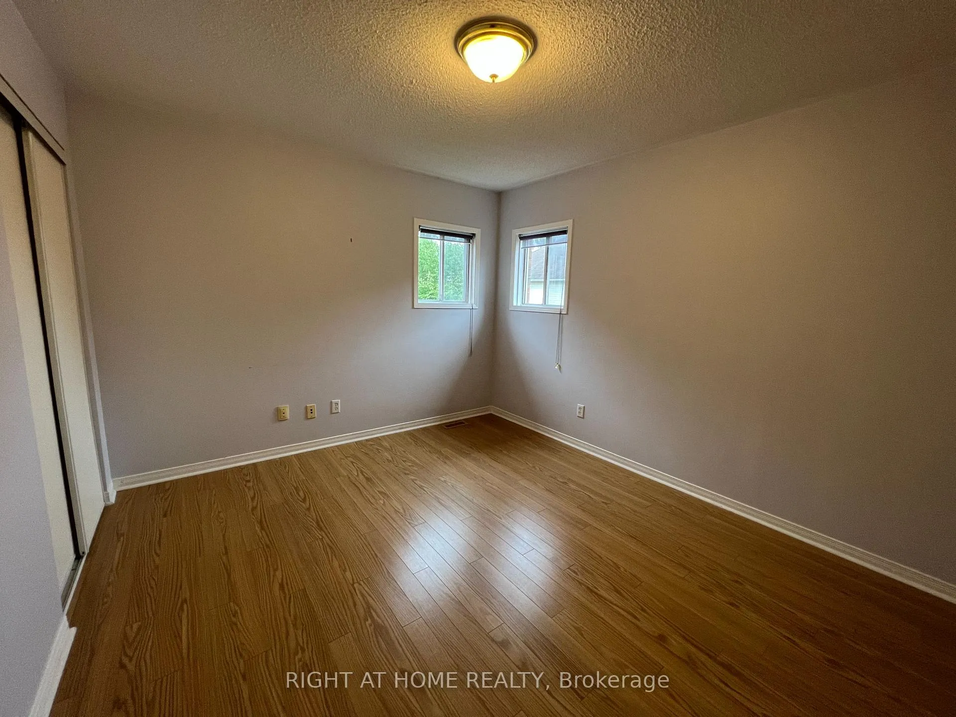 Photo 15 of 5 Steckley Street, Aurora, Bayview Wellington — HOMEH