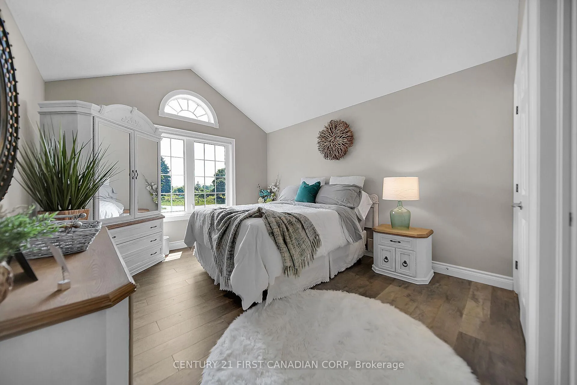 Photo 22 of 42580 Roberts Line, Central Elgin, Rural Central Elgin — HOMEH