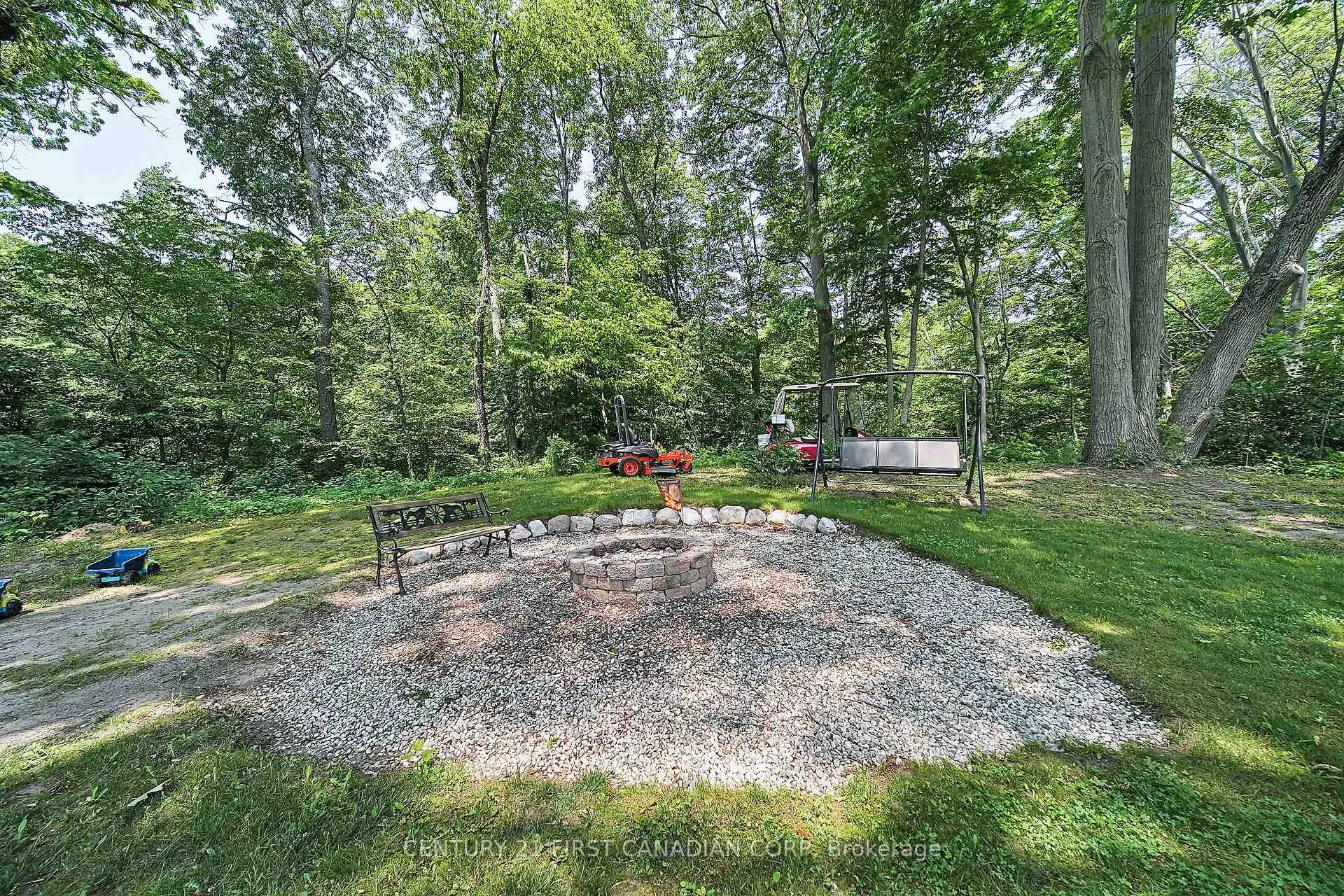 Photo 43 of 42580 Roberts Line, Central Elgin, Rural Central Elgin — HOMEH