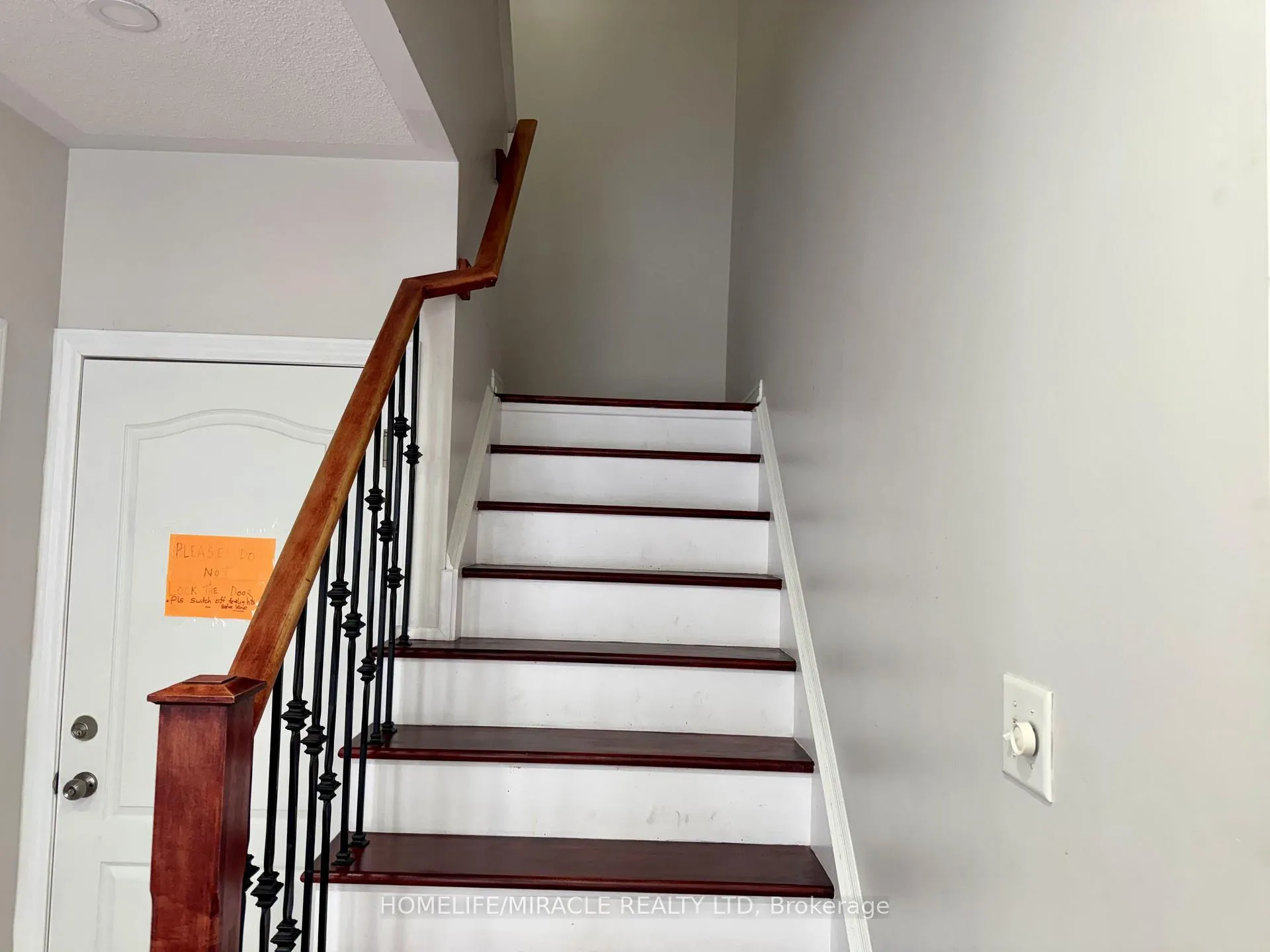 Photo 13 of Unit Main, 29 Lathbury Street, Brampton, Northwest Brampton — HOMEH