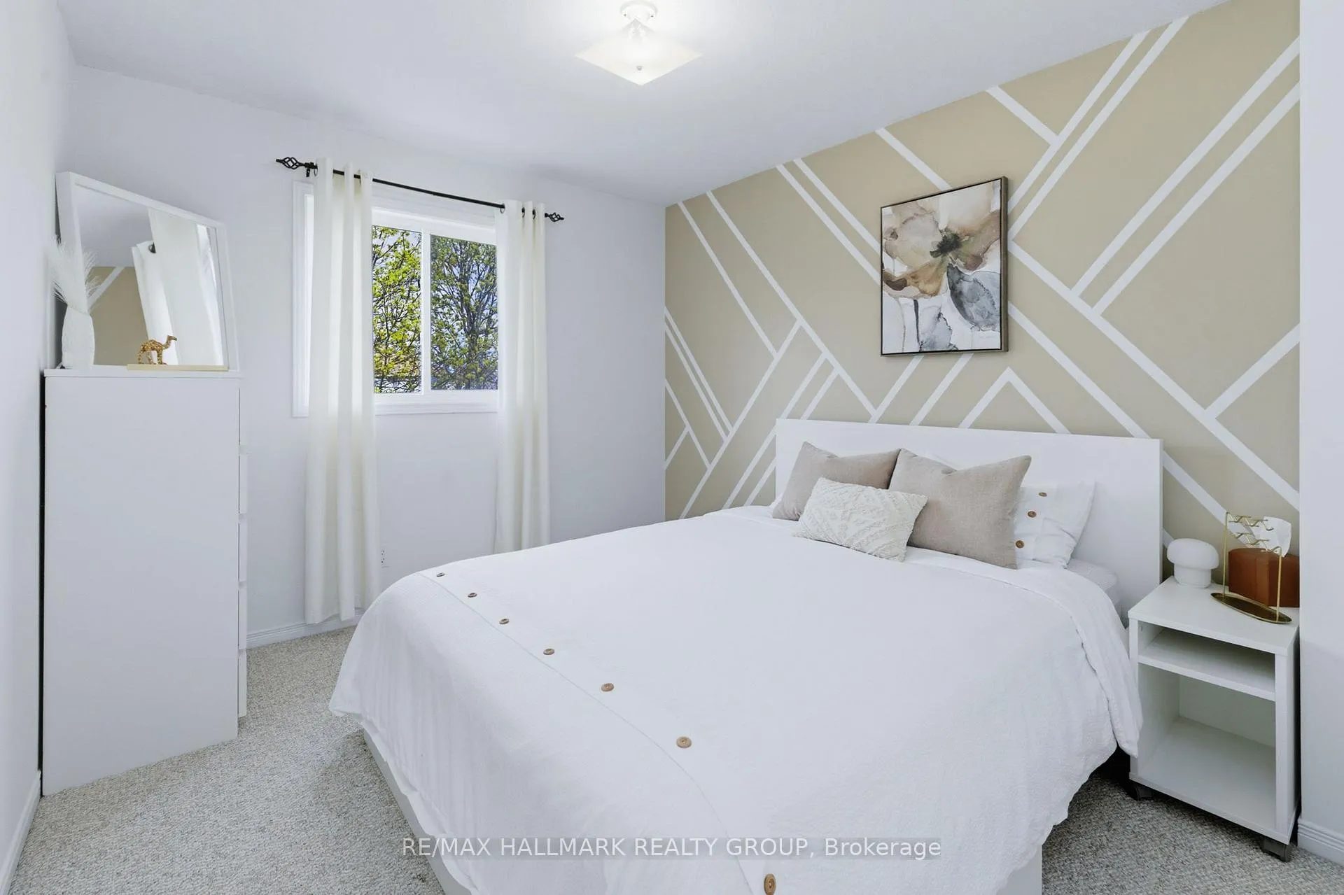 Photo 20 of 11 Binbury Way, Ottawa, Hunt Club Park/Greenboro — HOMEH