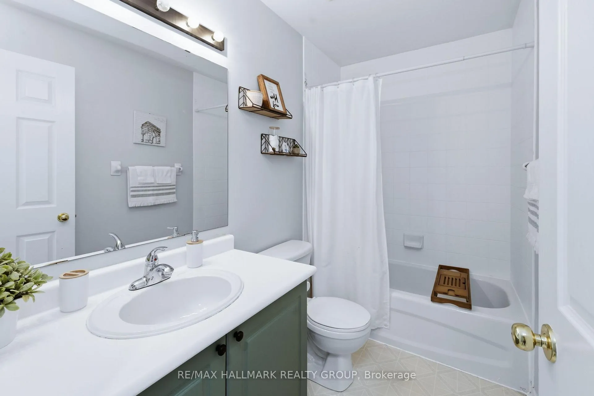 Photo 22 of 11 Binbury Way, Ottawa, Hunt Club Park/Greenboro — HOMEH
