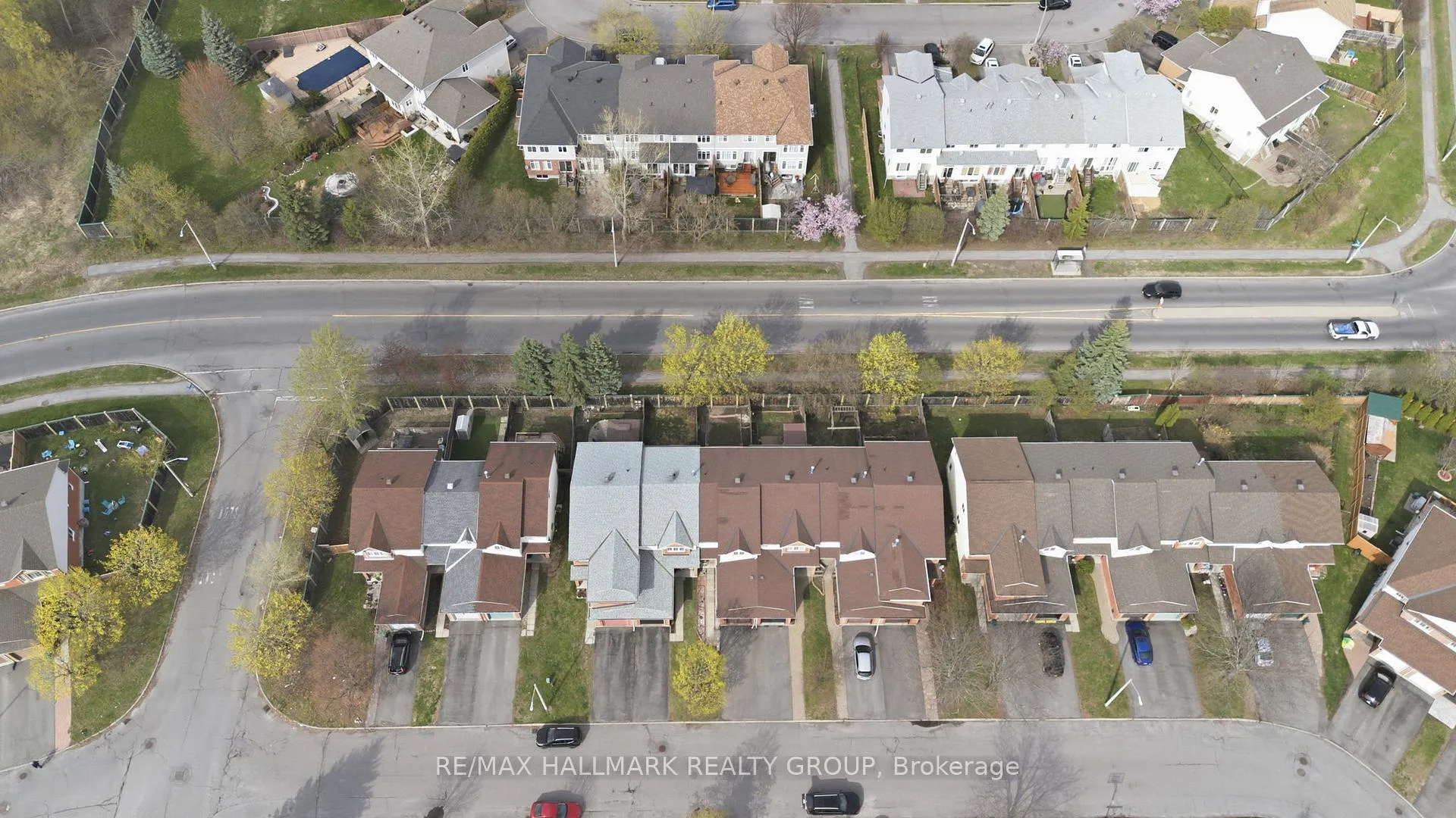 Photo 32 of 11 Binbury Way, Ottawa, Hunt Club Park/Greenboro — HOMEH