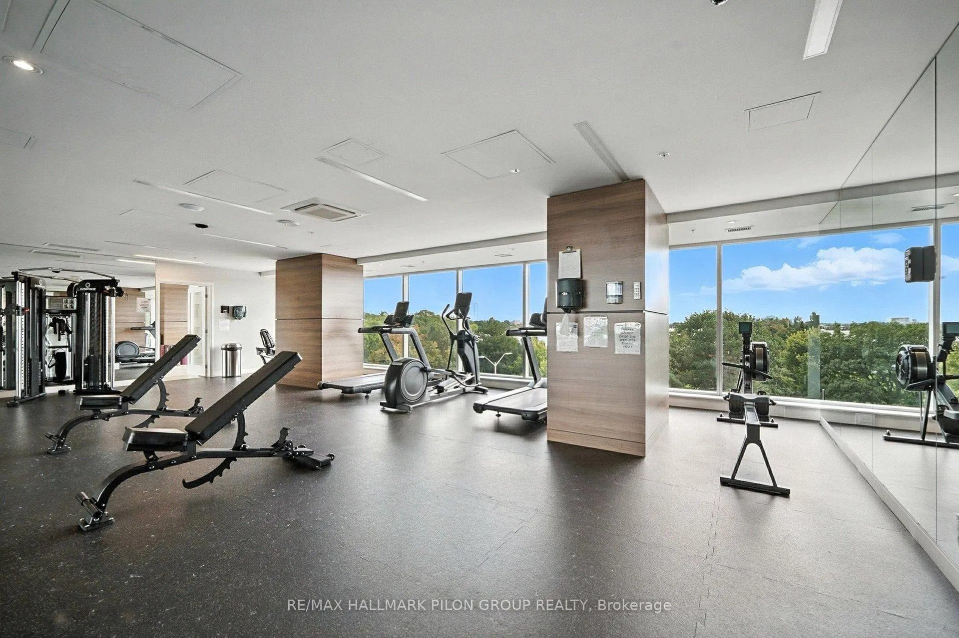 Photo 16 of Unit 908, 805 Carling Avenue, Ottawa, West Centre Town — HOMEH