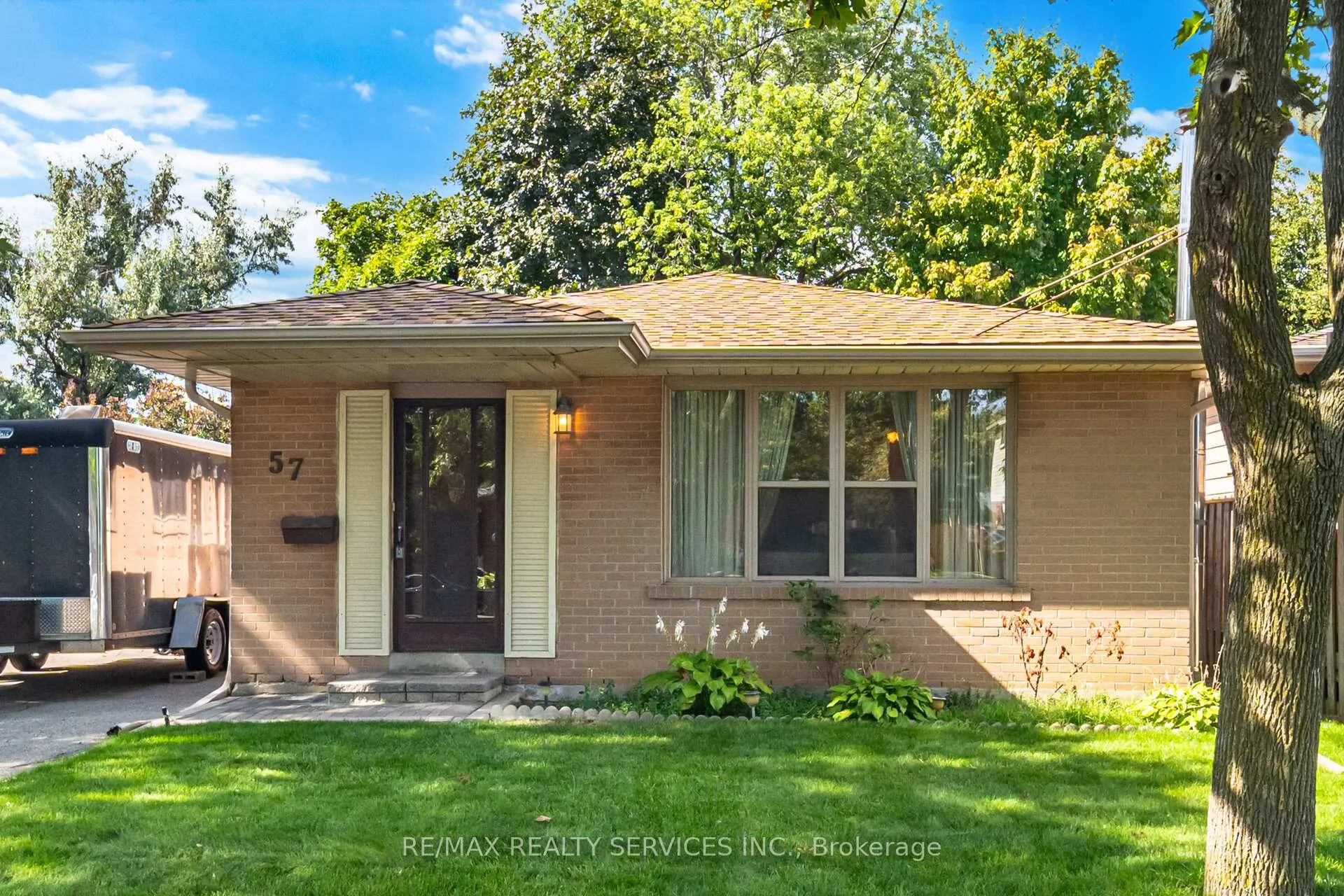 Photo 1 of 57 Esplanade Road, Brampton, Southgate — HOMEH