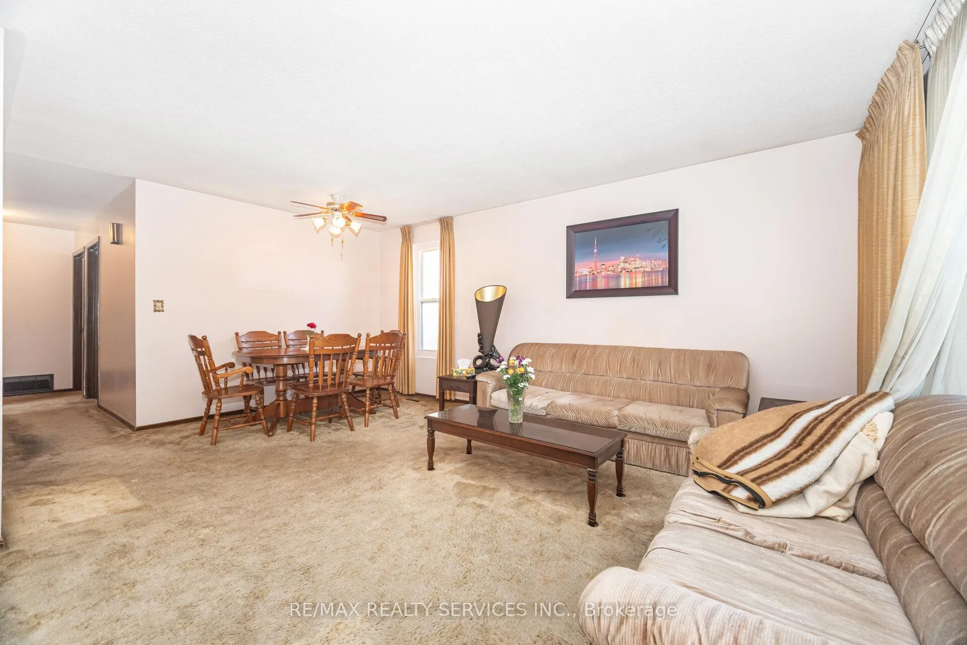 Photo 11 of 57 Esplanade Road, Brampton, Southgate — HOMEH