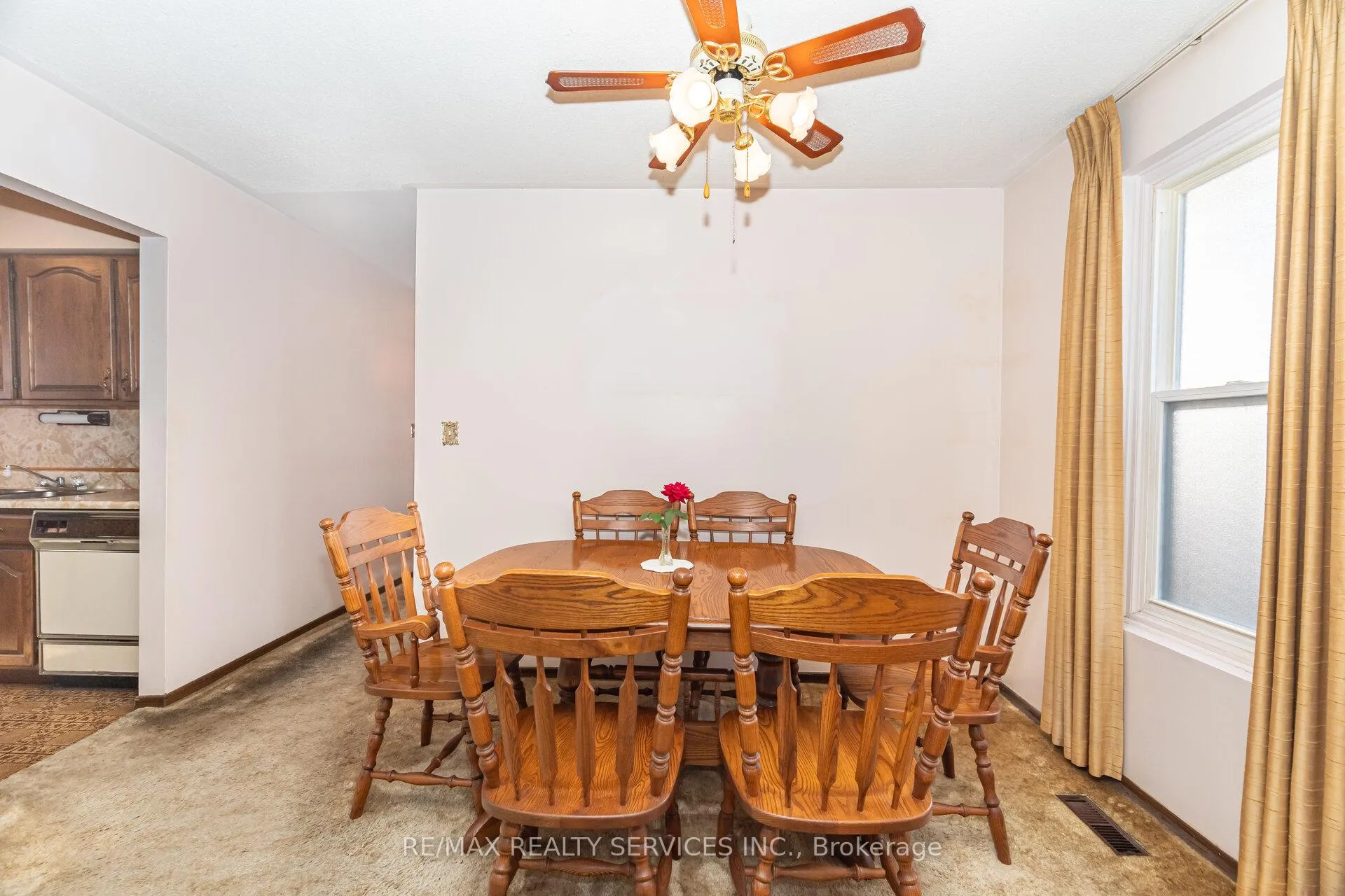 Photo 13 of 57 Esplanade Road, Brampton, Southgate — HOMEH