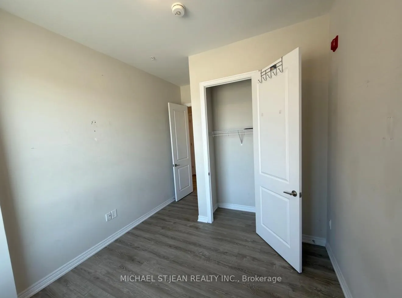 Photo 4 of Unit 106, 121 Highway 8, Hamilton, Stoney Creek — HOMEH