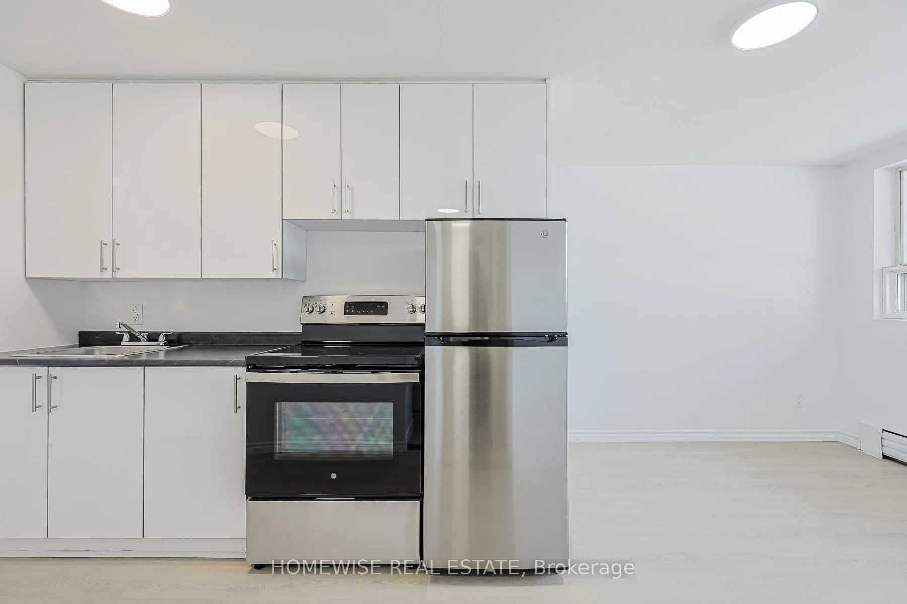 Front of Unit 107, 2204 Dufferin Street