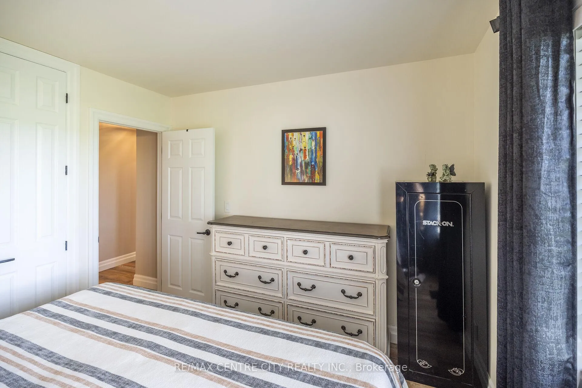 Photo 21 of 29883 West Bothwell Road, Chatham-Kent, Bothwell — HOMEH