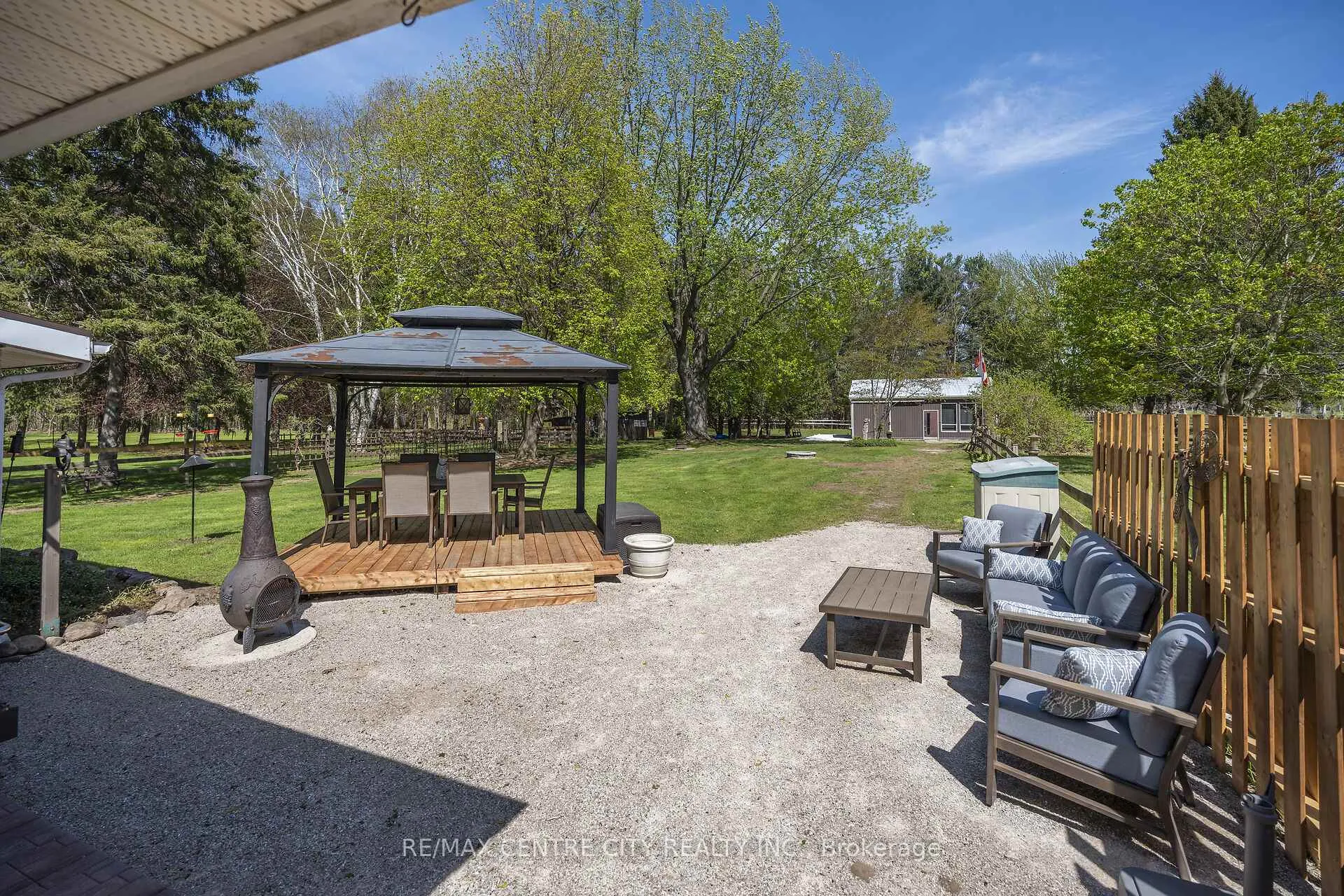 Photo 28 of 29883 West Bothwell Road, Chatham-Kent, Bothwell — HOMEH