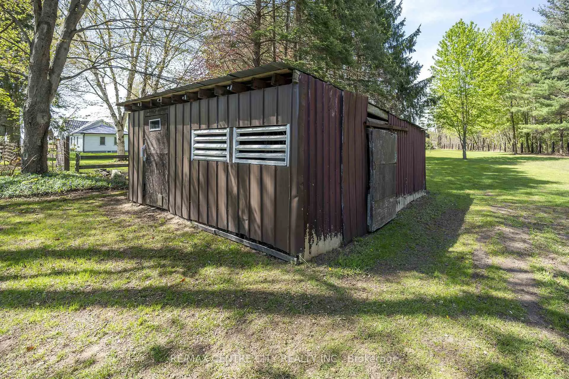 Photo 41 of 29883 West Bothwell Road, Chatham-Kent, Bothwell — HOMEH