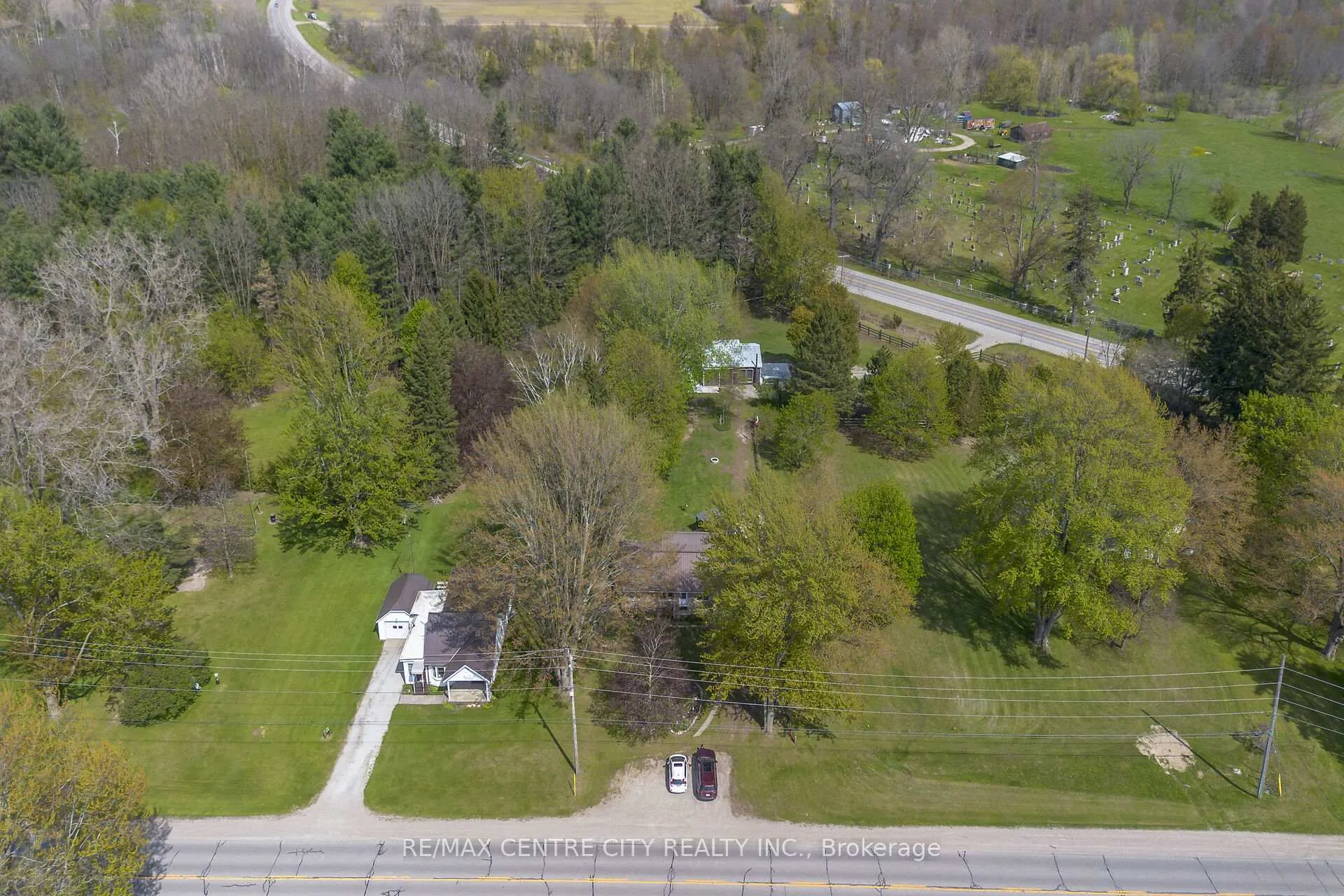 Photo 42 of 29883 West Bothwell Road, Chatham-Kent, Bothwell — HOMEH