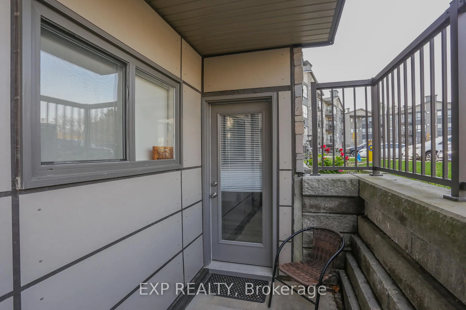 Photo 3 of Unit 108, 1 Jacksway Crescent, London, North G — HOMEH