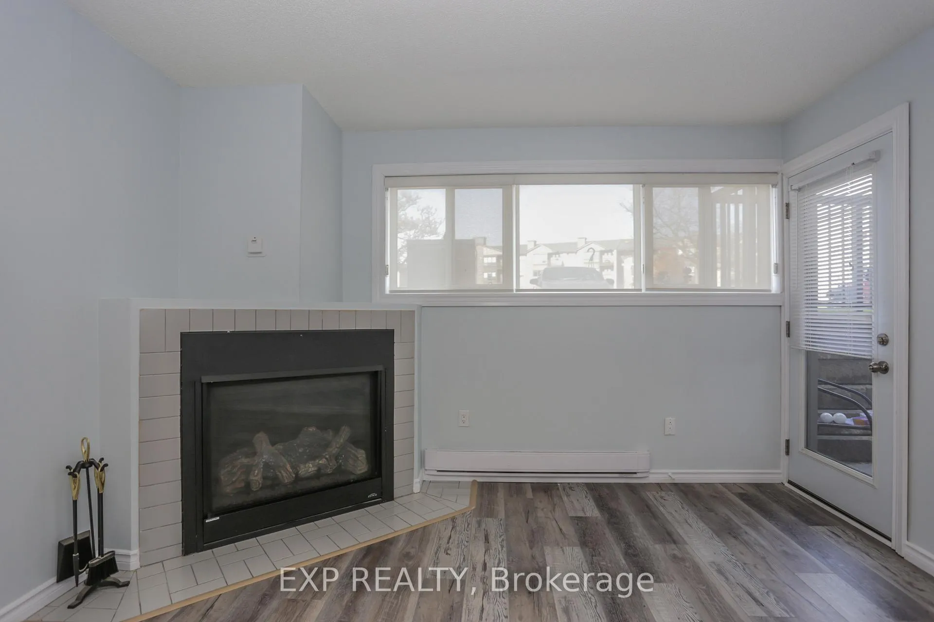Photo 5 of Unit 108, 1 Jacksway Crescent, London, North G — HOMEH