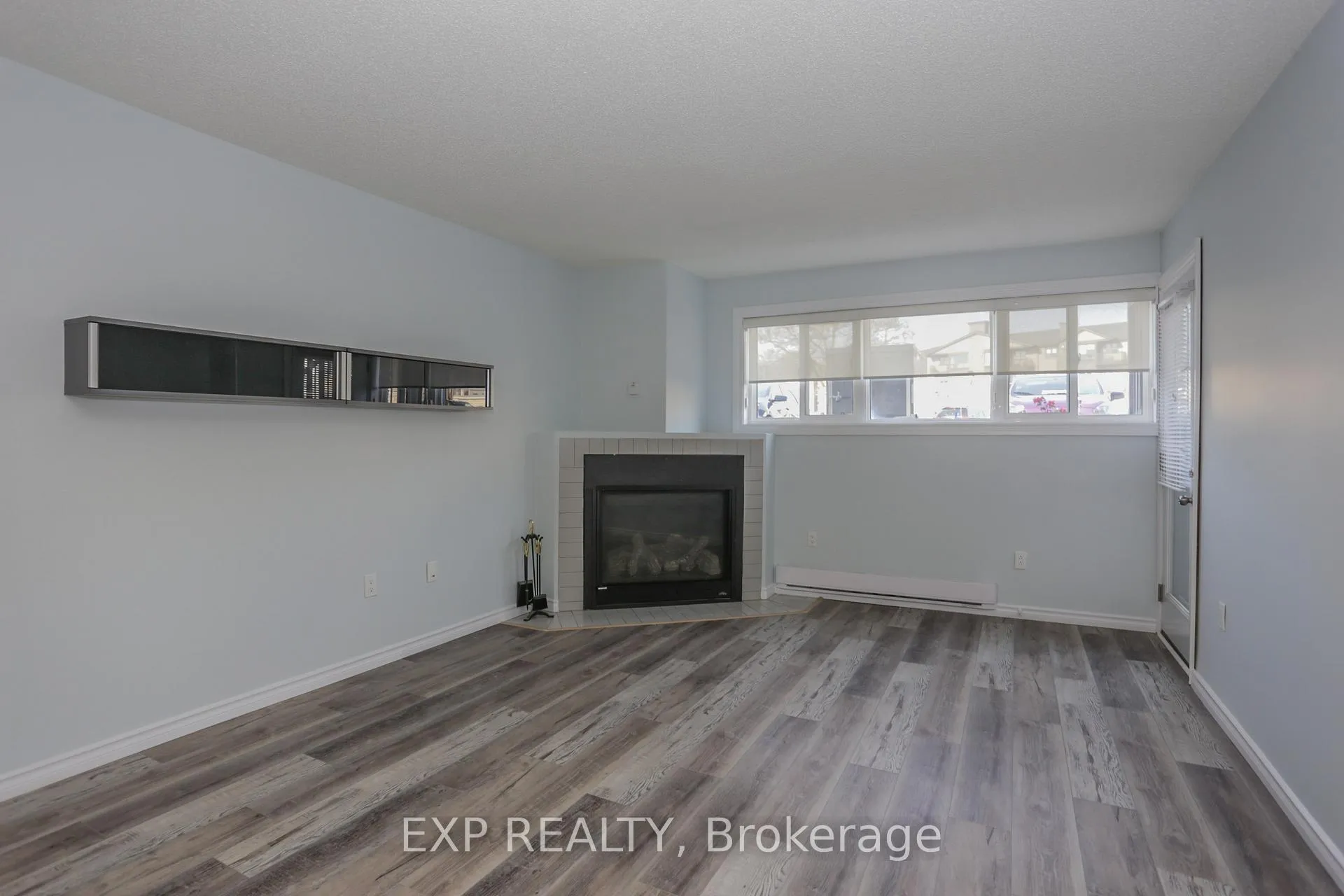 Photo 9 of Unit 108, 1 Jacksway Crescent, London, North G — HOMEH