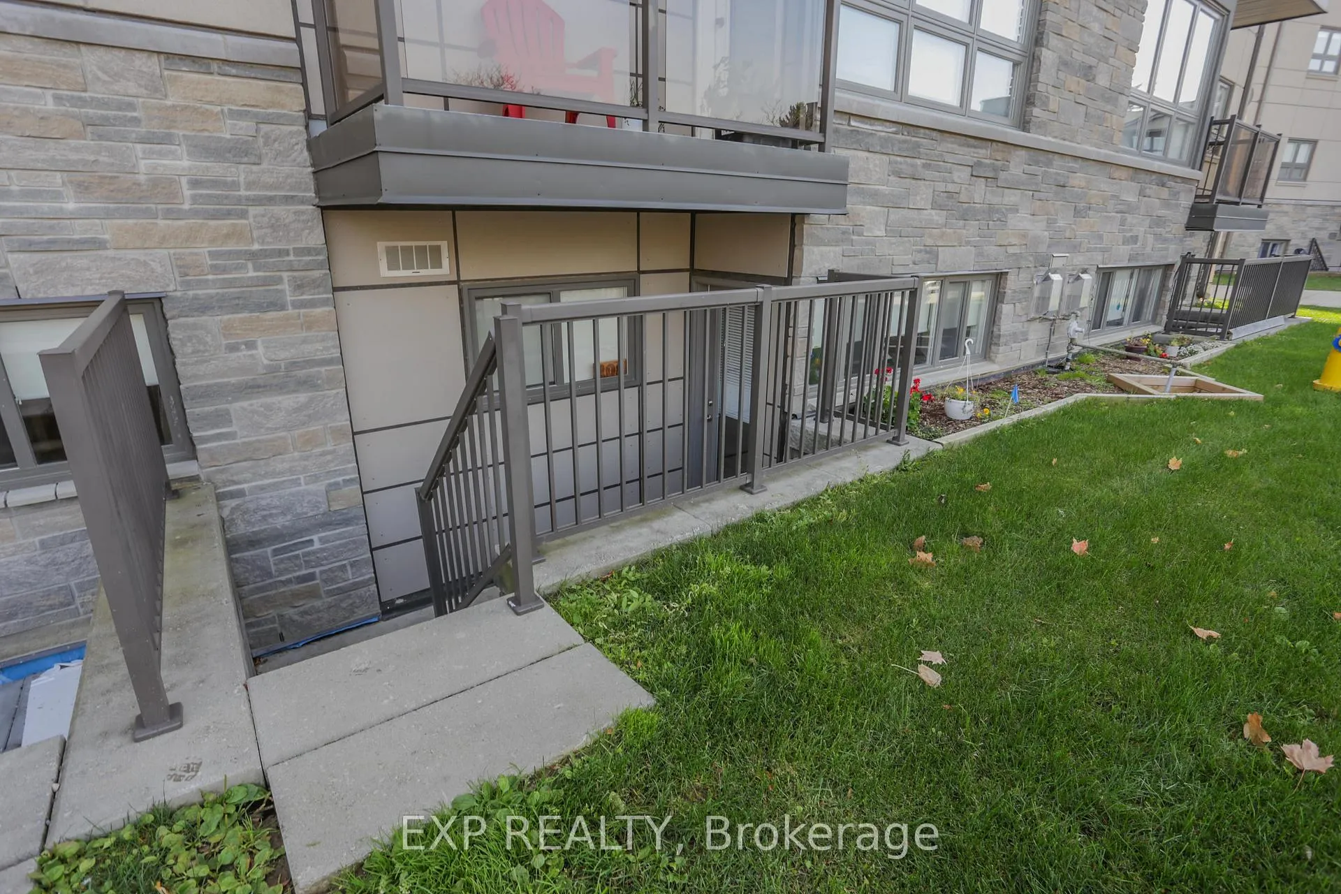 Photo 19 of Unit 108, 1 Jacksway Crescent, London, North G — HOMEH
