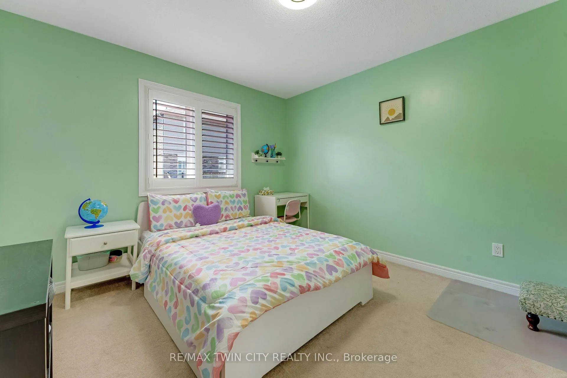 Photo 25 of 10 Sandybay Avenue, Kitchener — HOMEH
