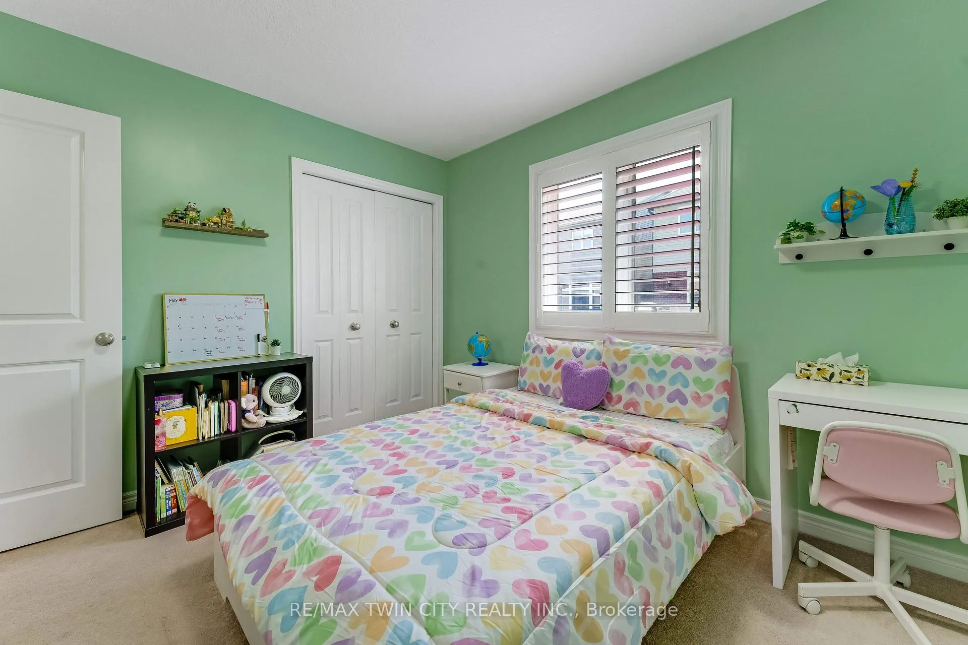 Photo 26 of 10 Sandybay Avenue, Kitchener — HOMEH